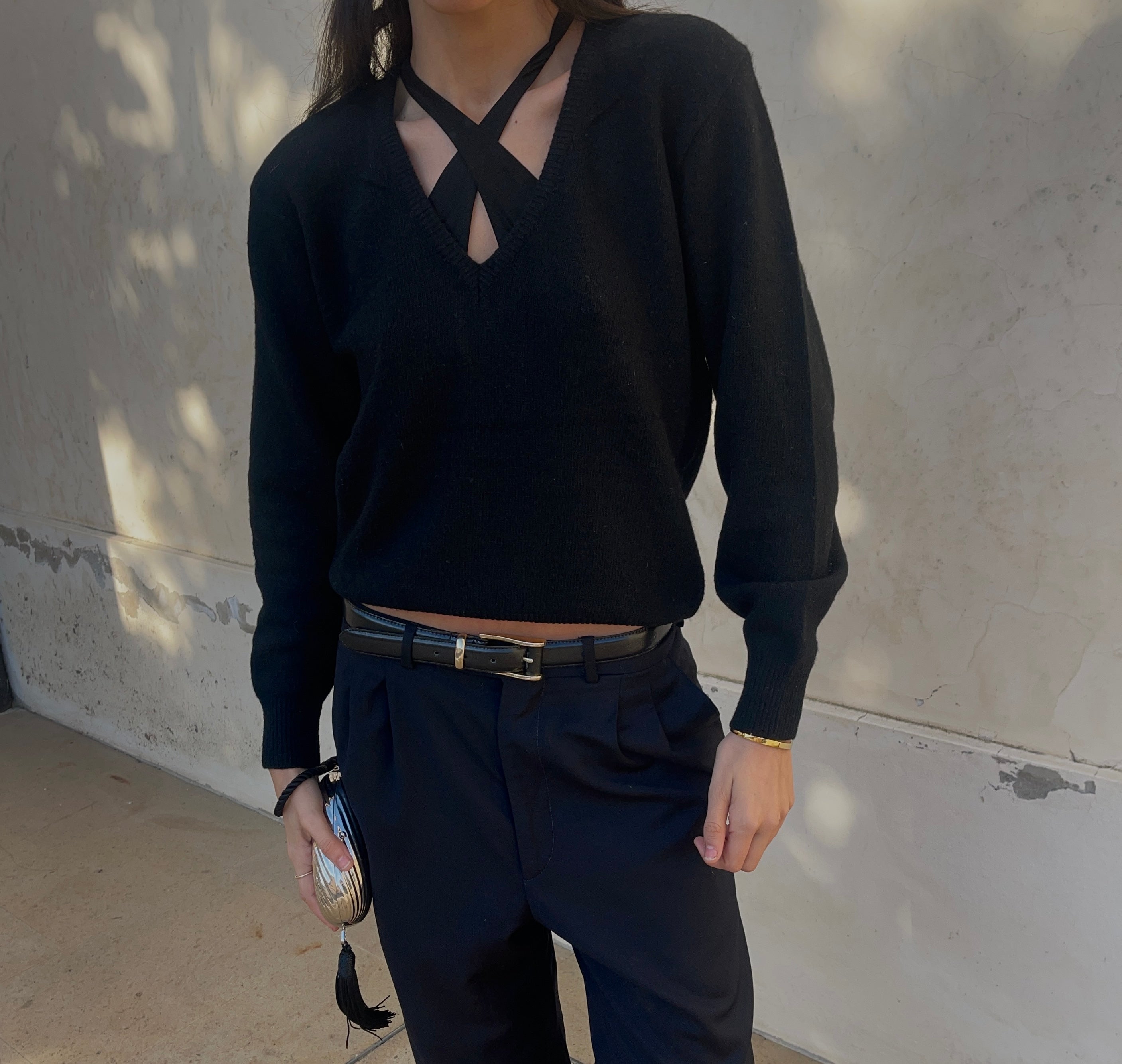V neck balck wool jumper
