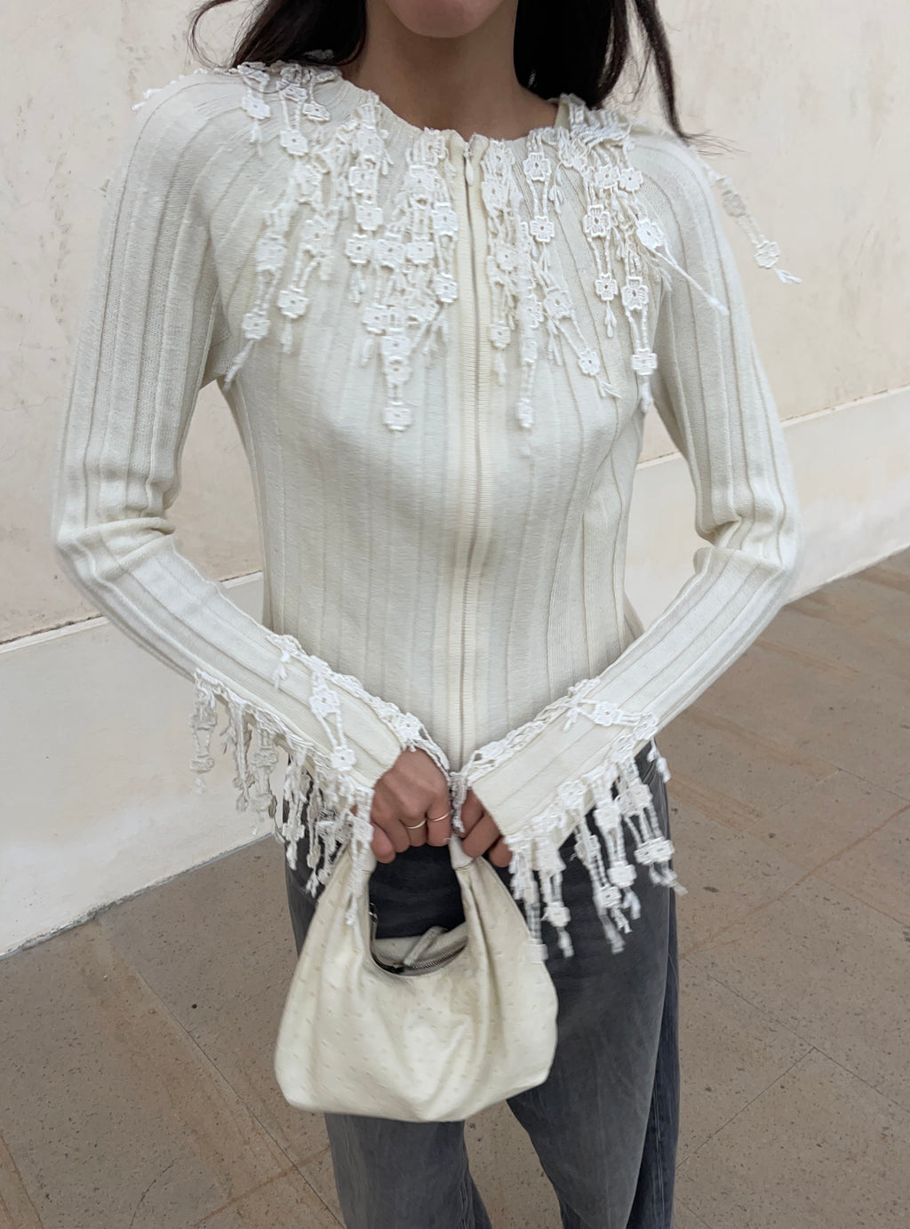 Wool zip top