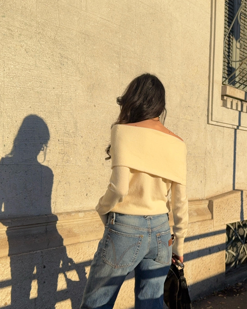 100% wool Off shoulder jumper