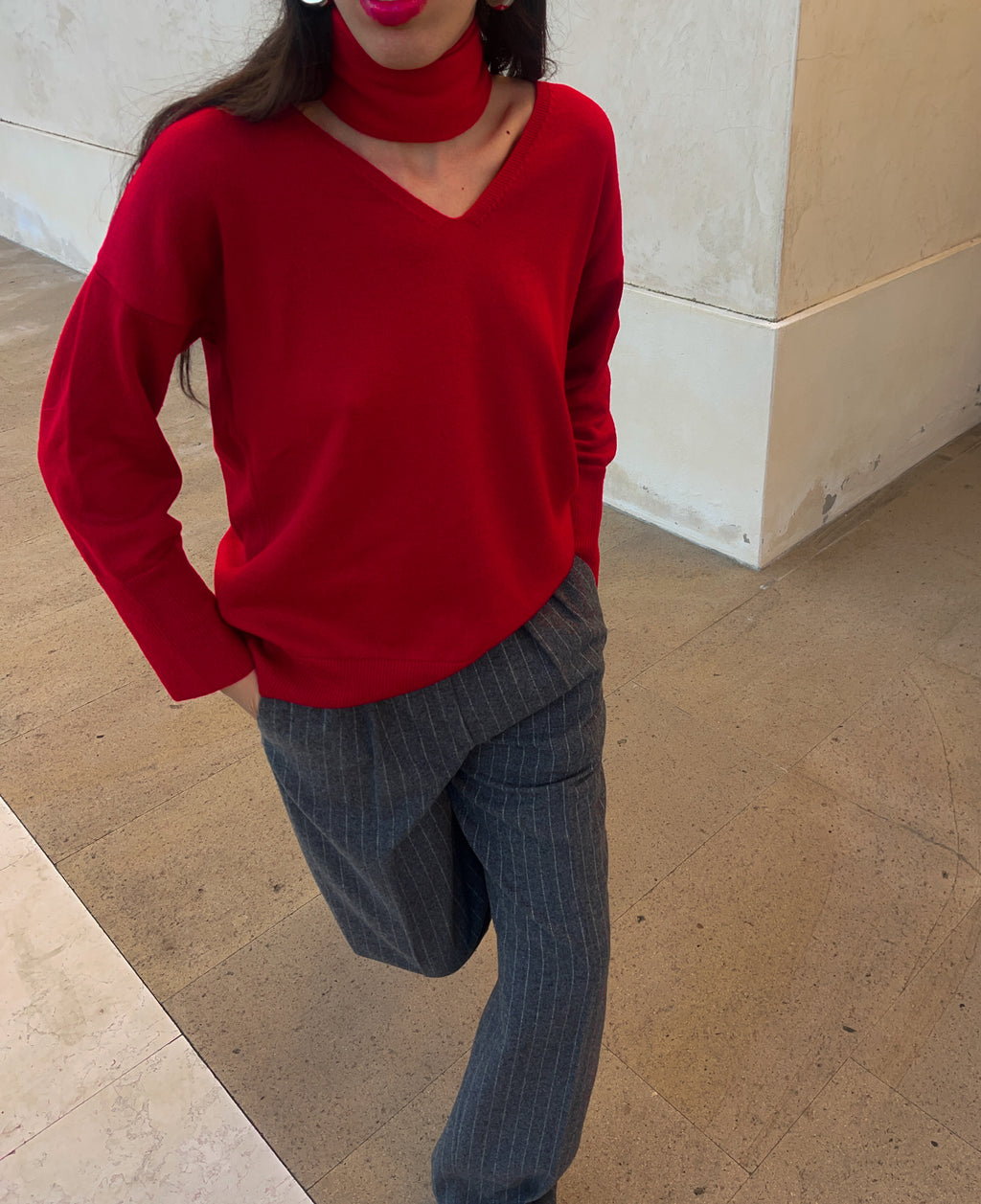 100 merino wool v neck jumper