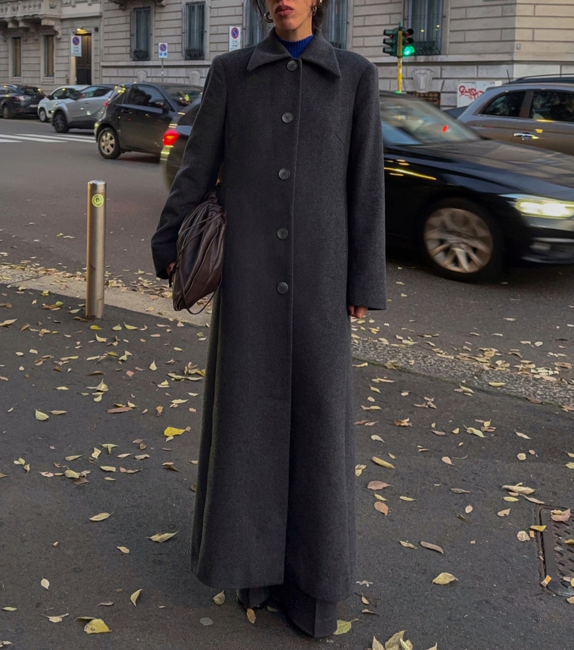 Lunghissimo grey coat *