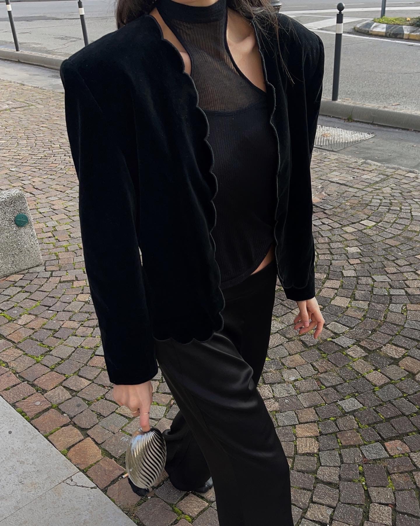 Scalloped velvet jacket