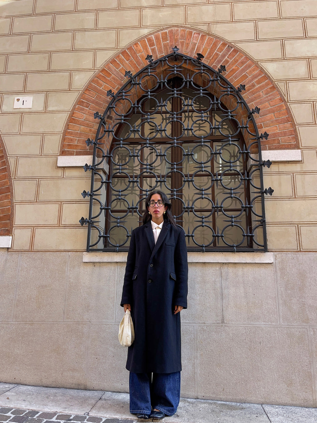 Il cappotto nero