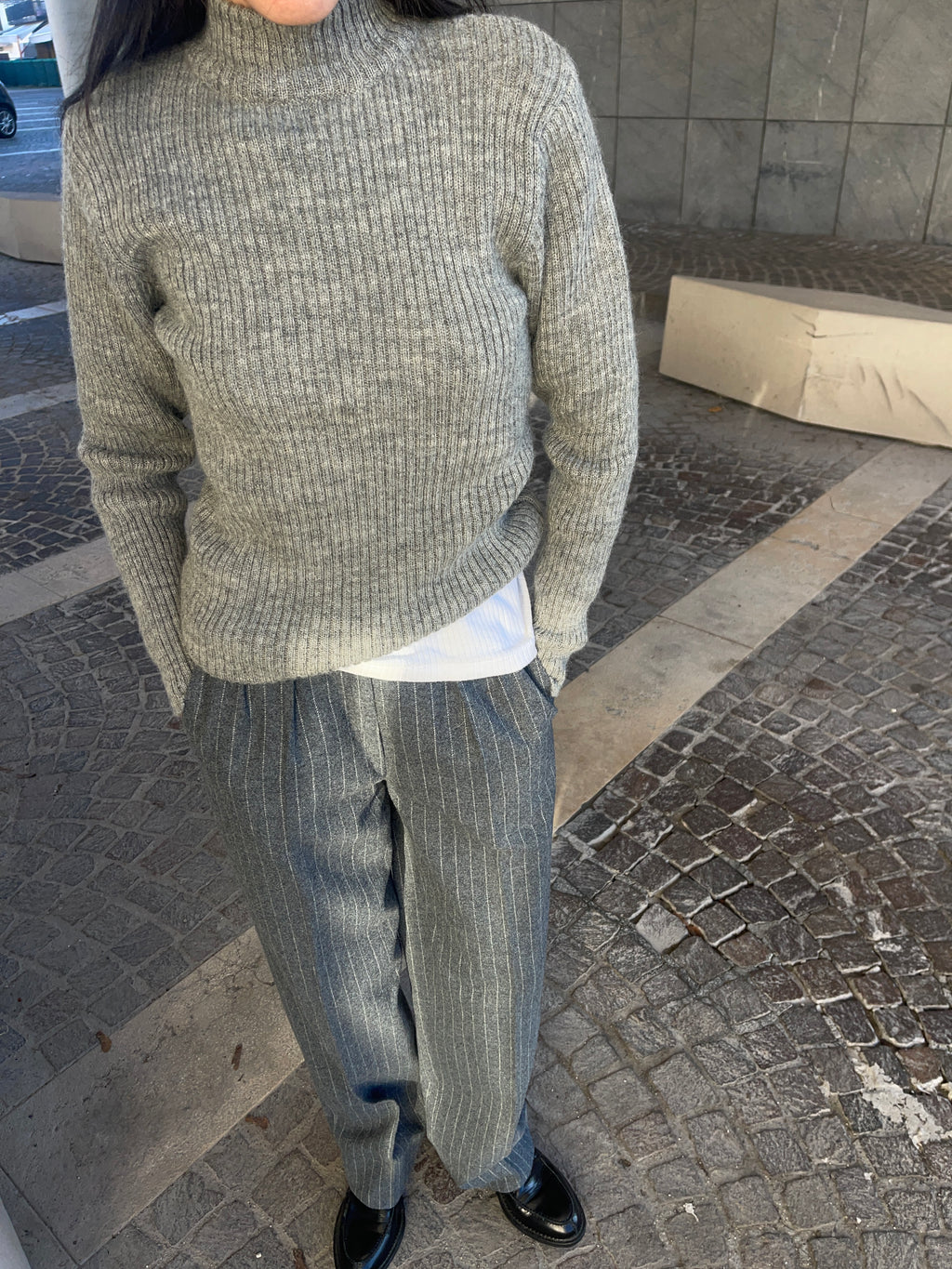 100 wool Grey ribbed jumper