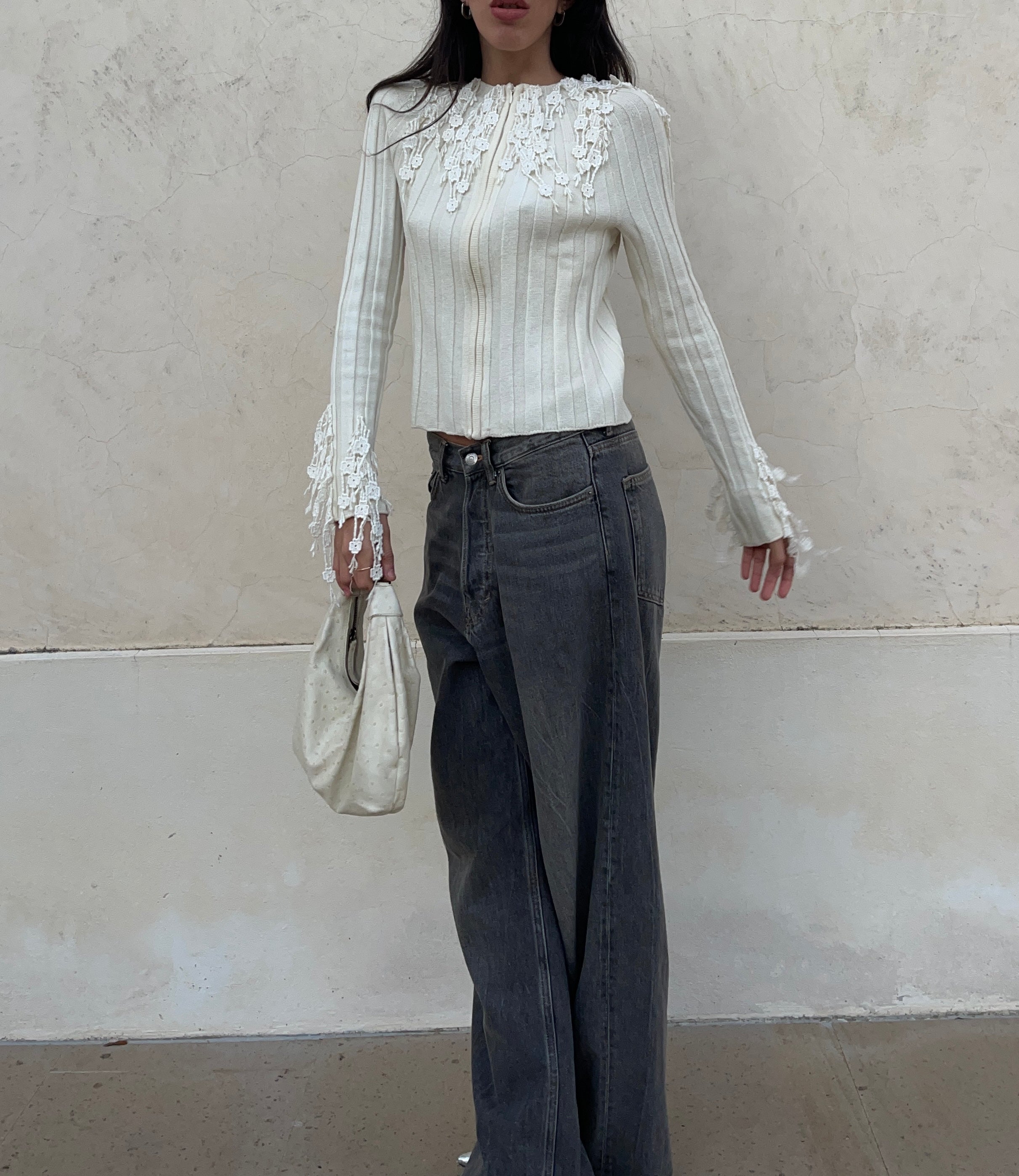 Wool zip top