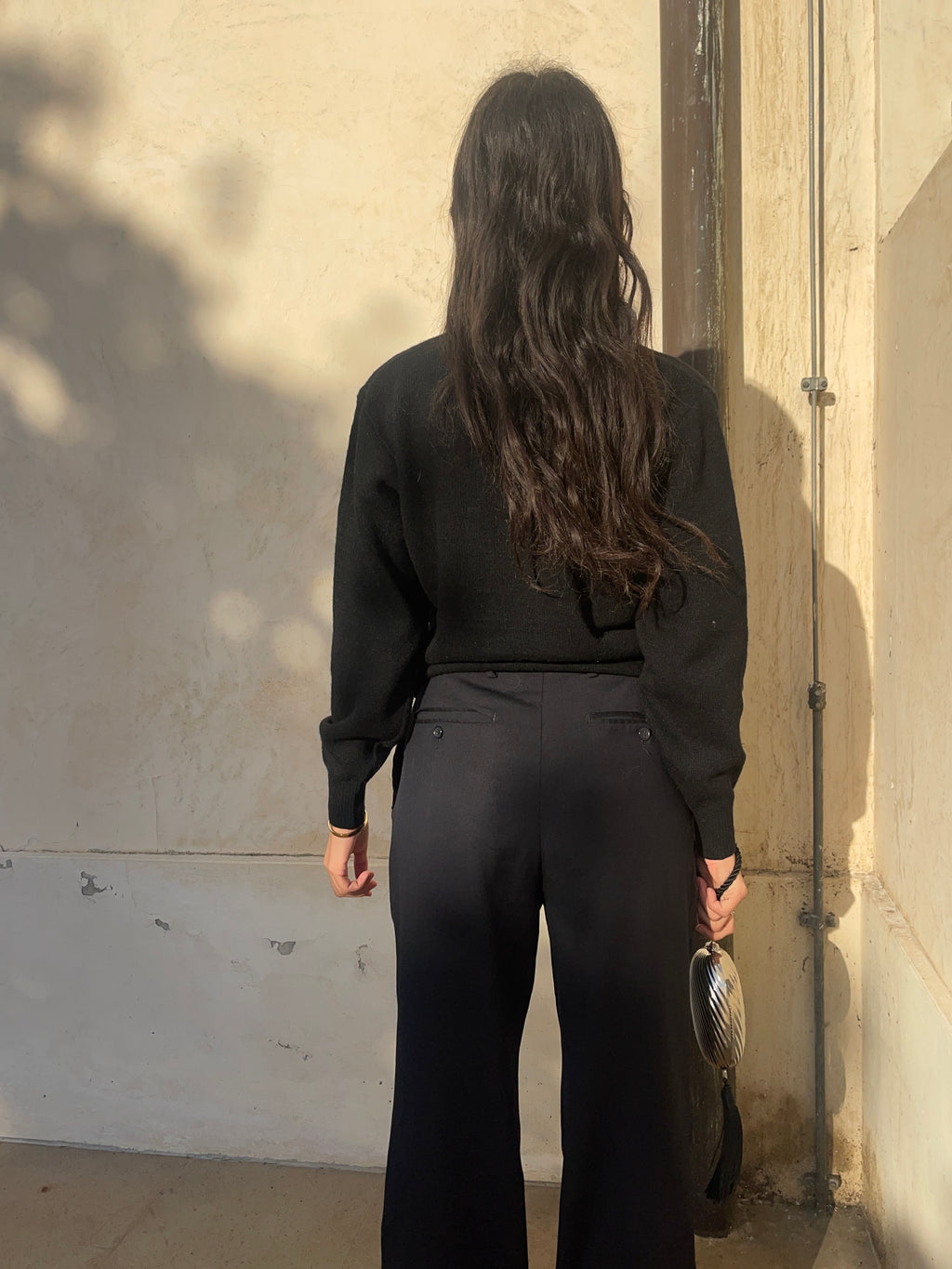 V neck balck wool jumper
