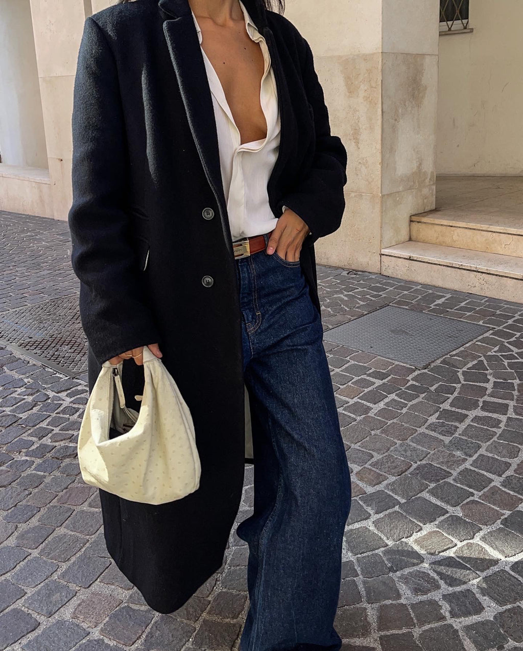 Il cappotto nero