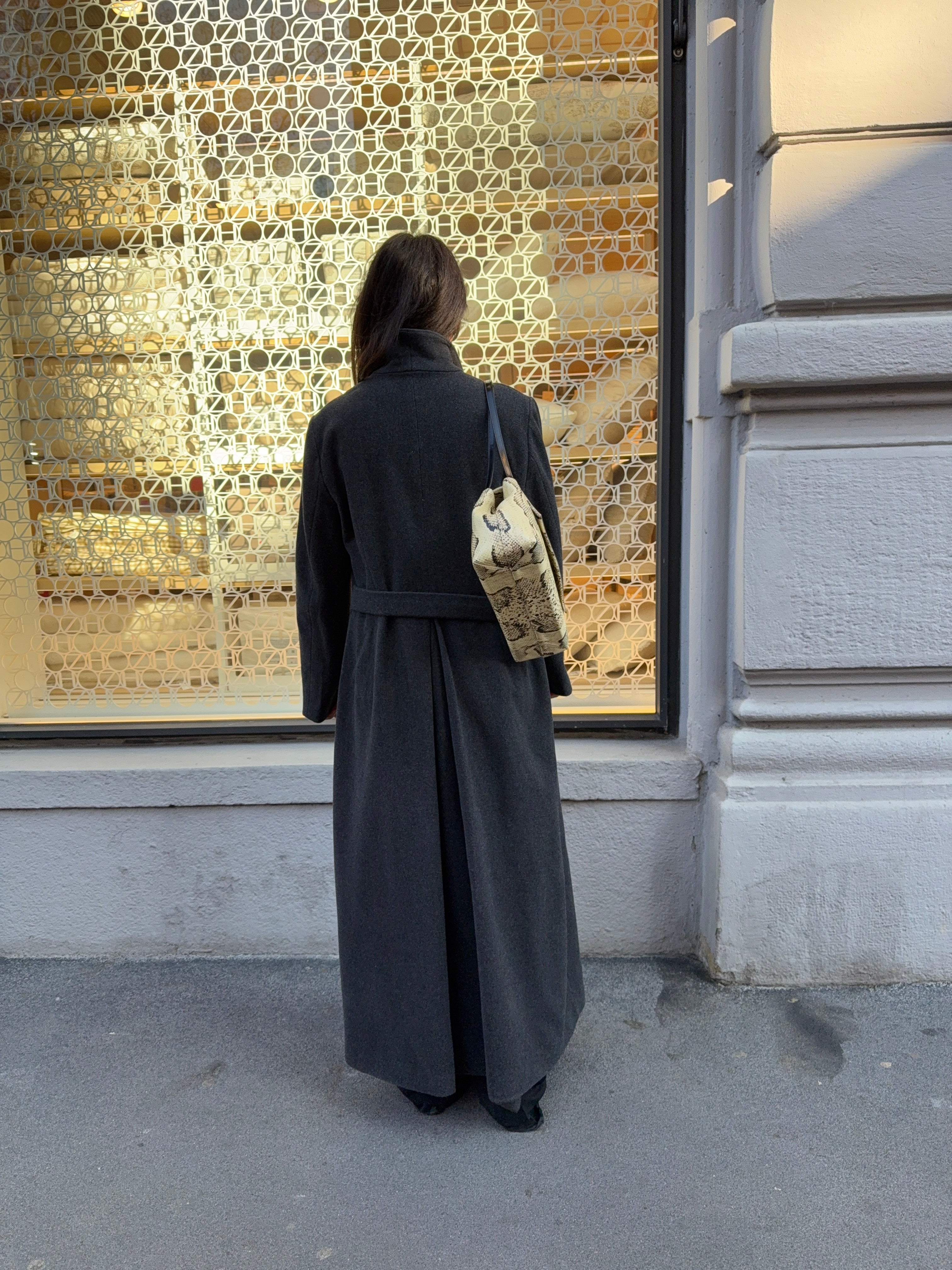 Papessa extra LONG grey coat