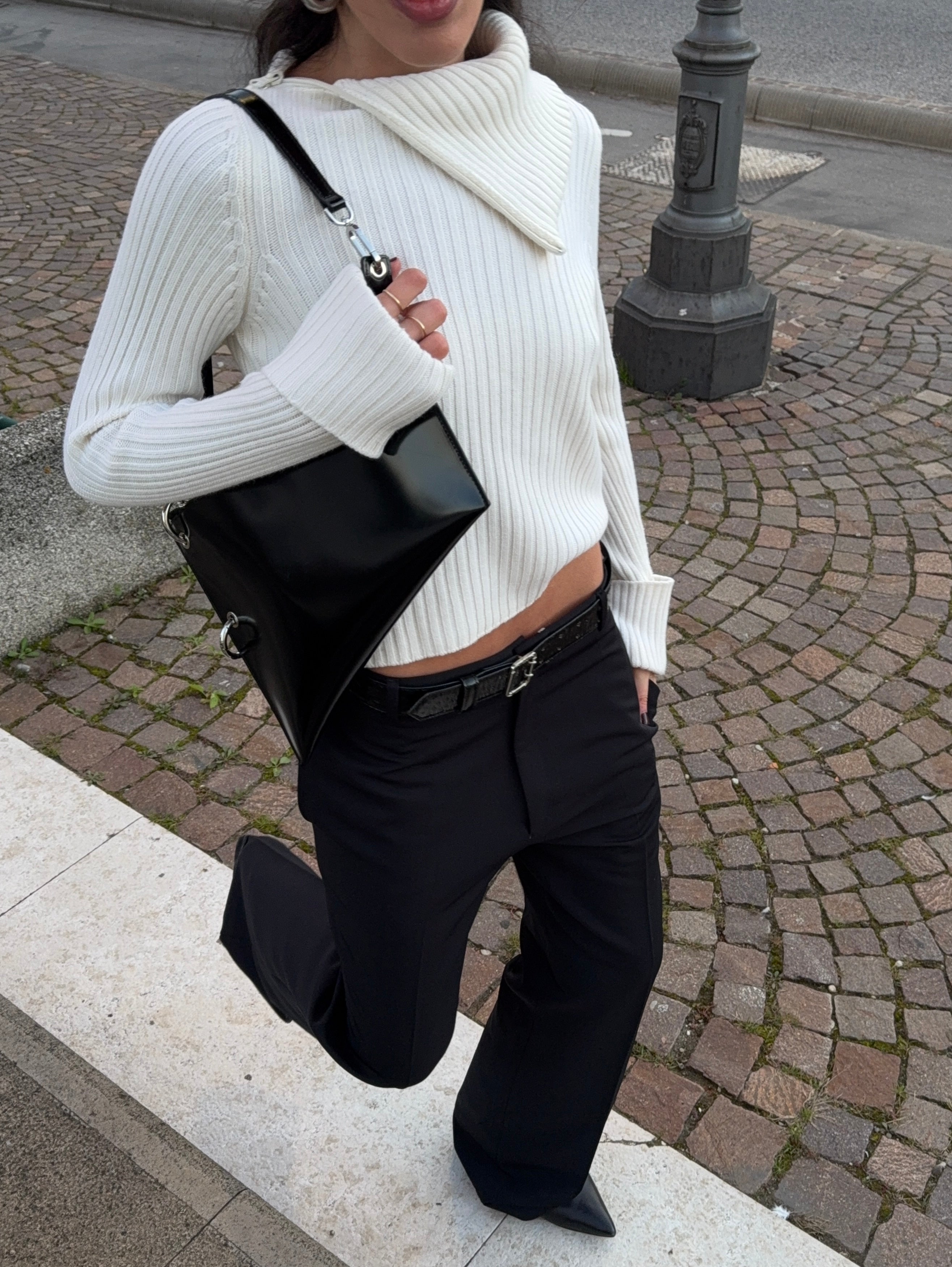 100 wool asymetric neck jumper