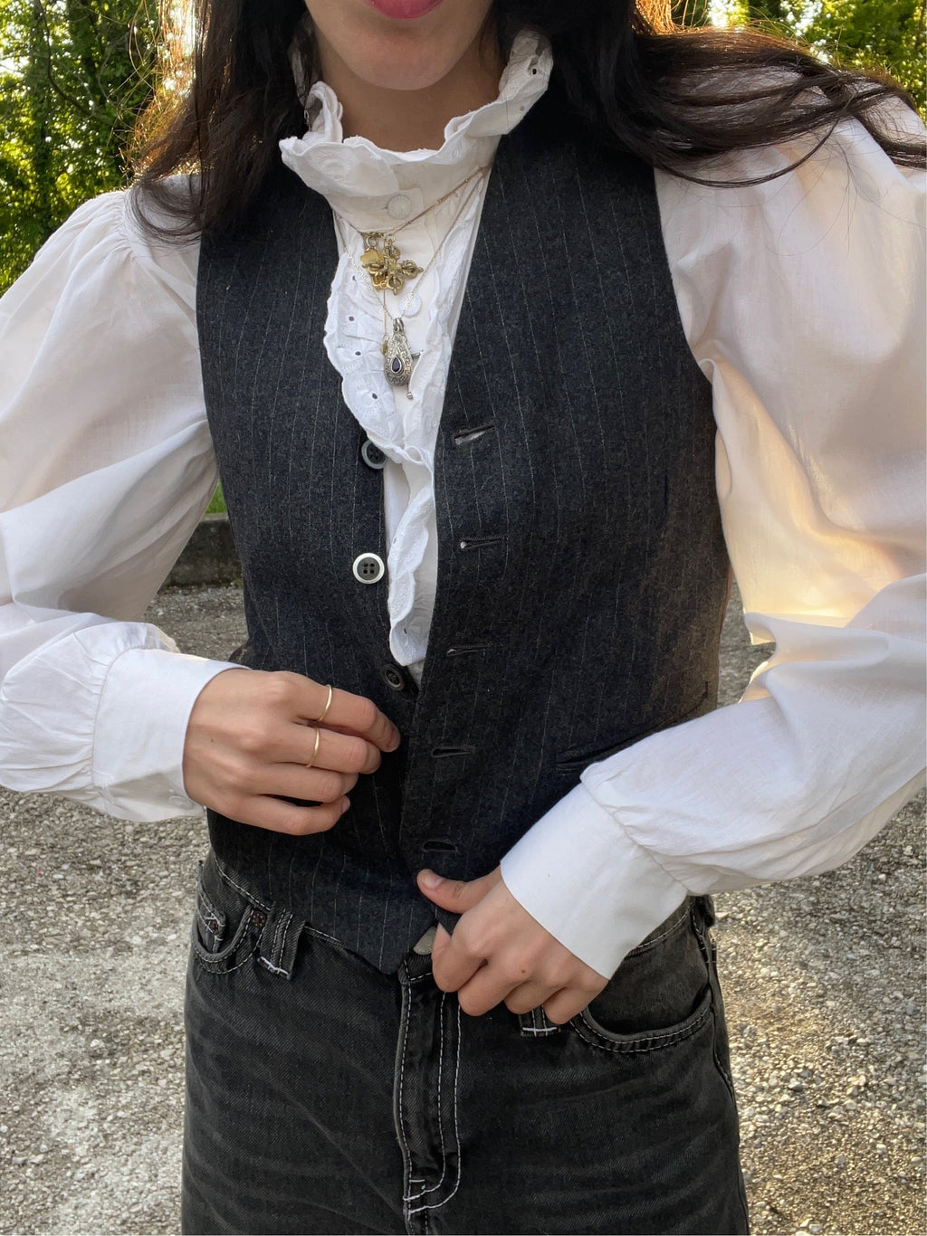 Puffer sleeve shirt