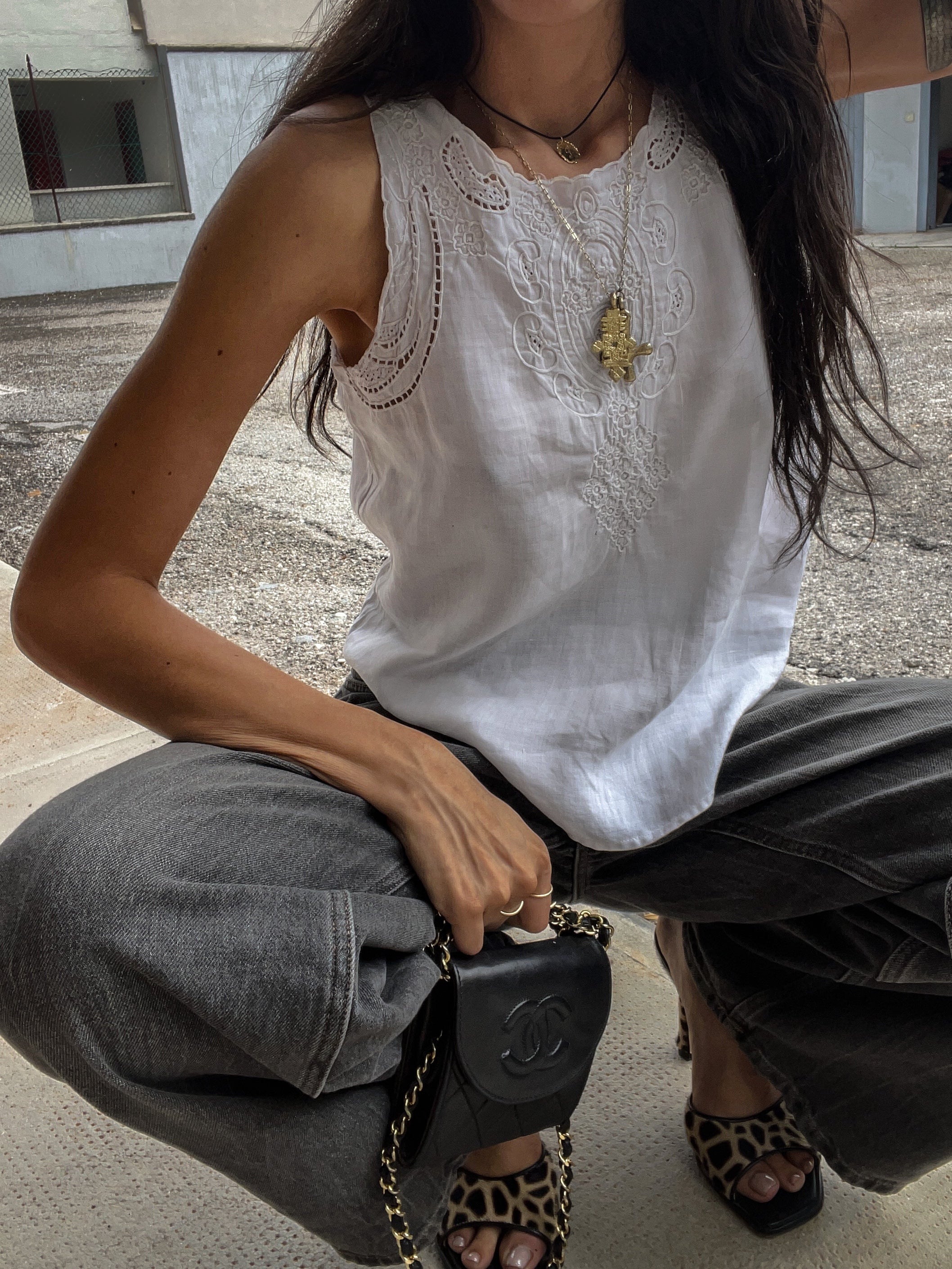 Linen embroided tank top