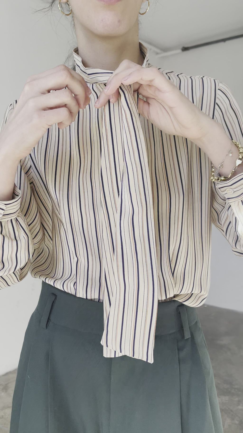 Bow silk shirt