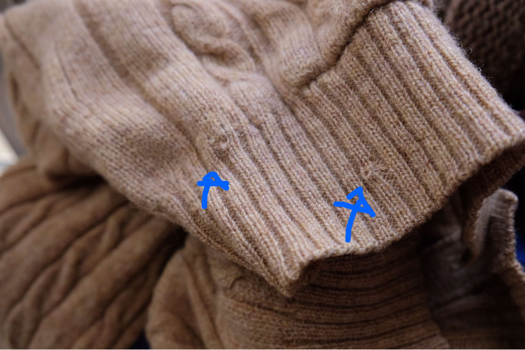 100% wool cable knit jumper