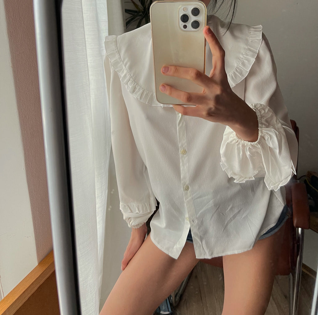Peter Pan collar shirt