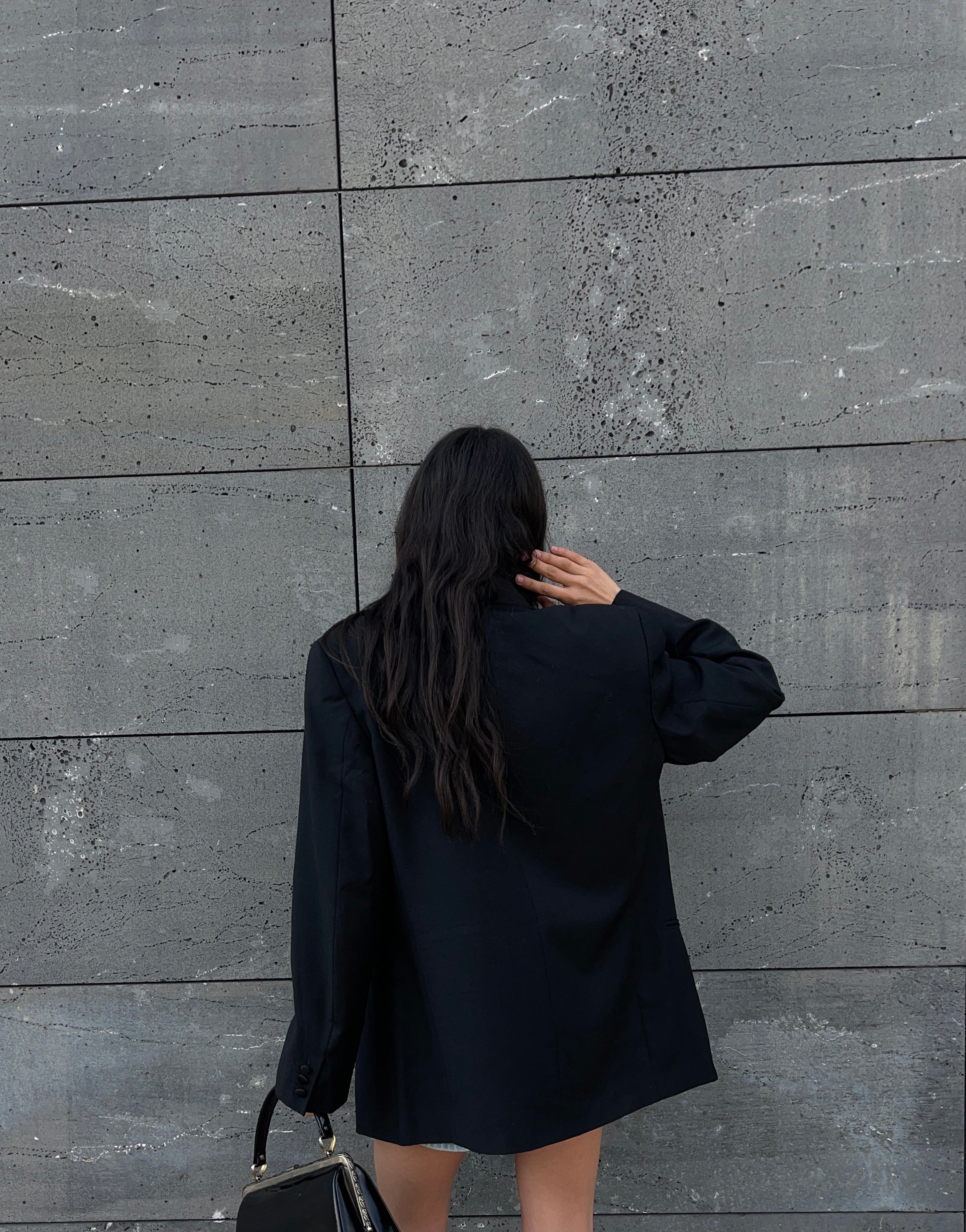 Oversize black blazer