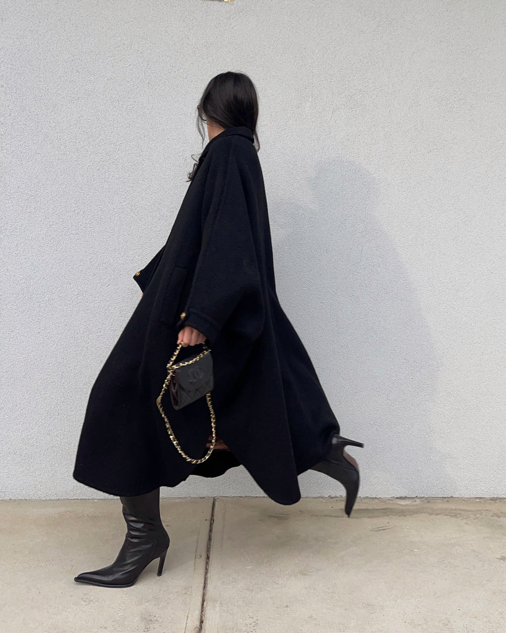 Morticia cape