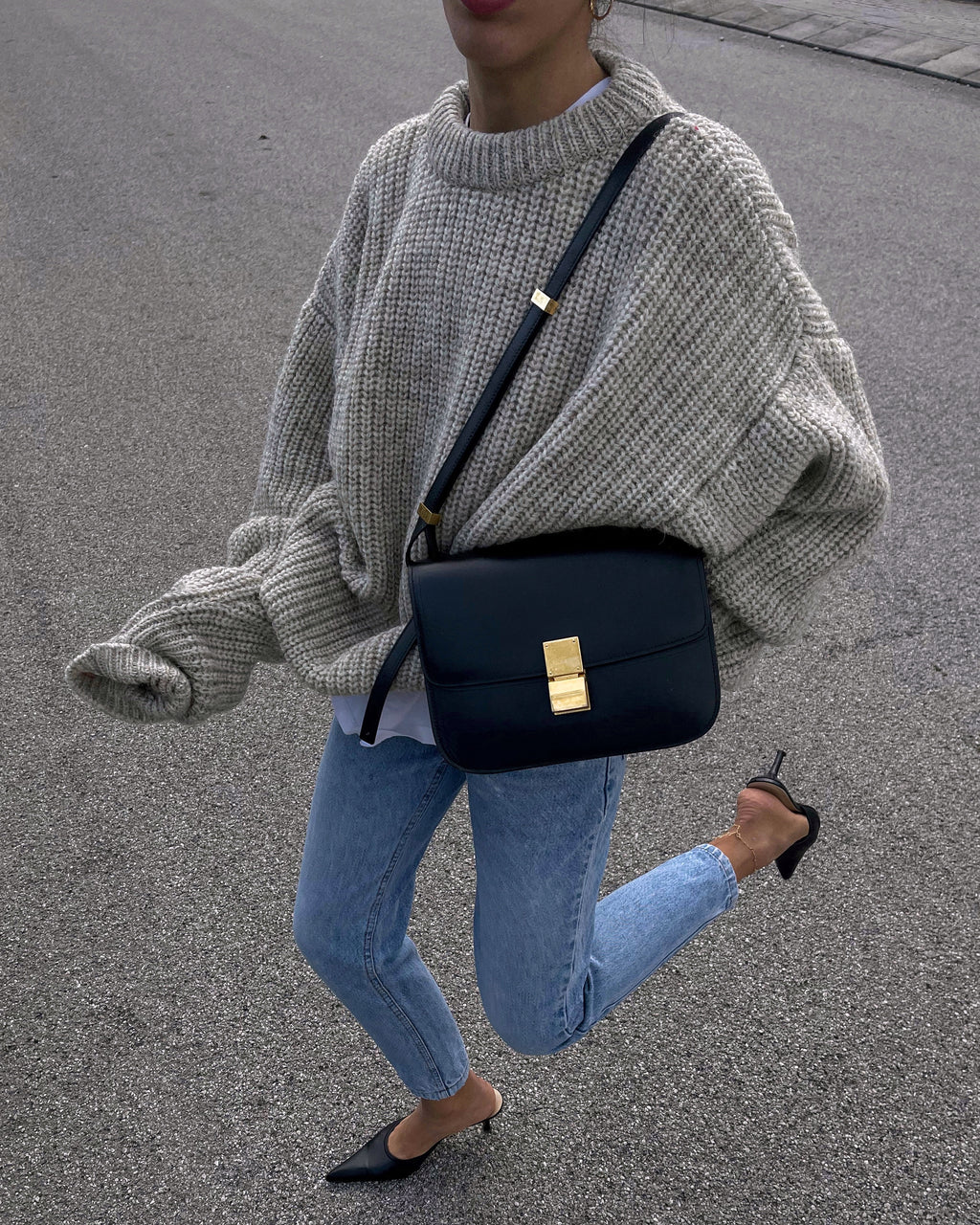 100 wool jumper