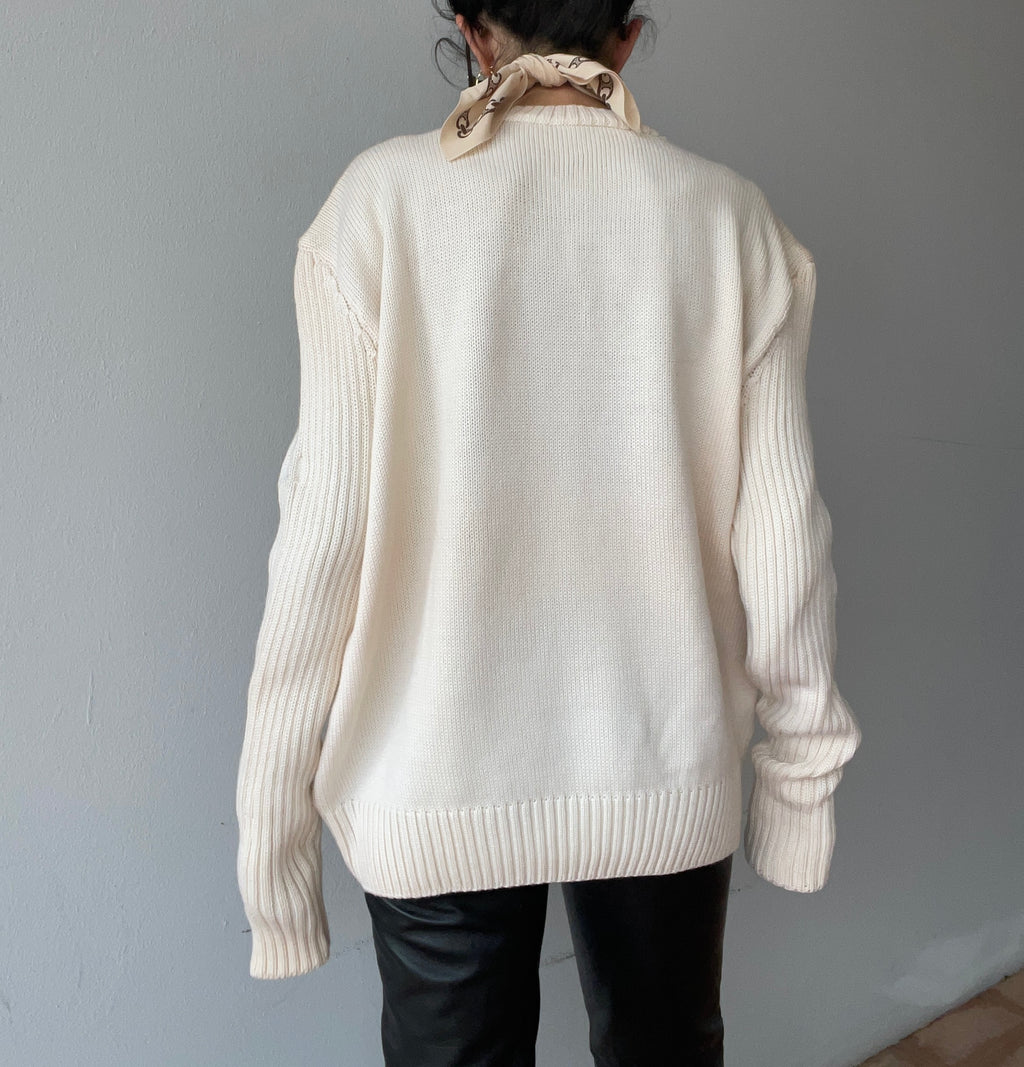 100 wool jumper