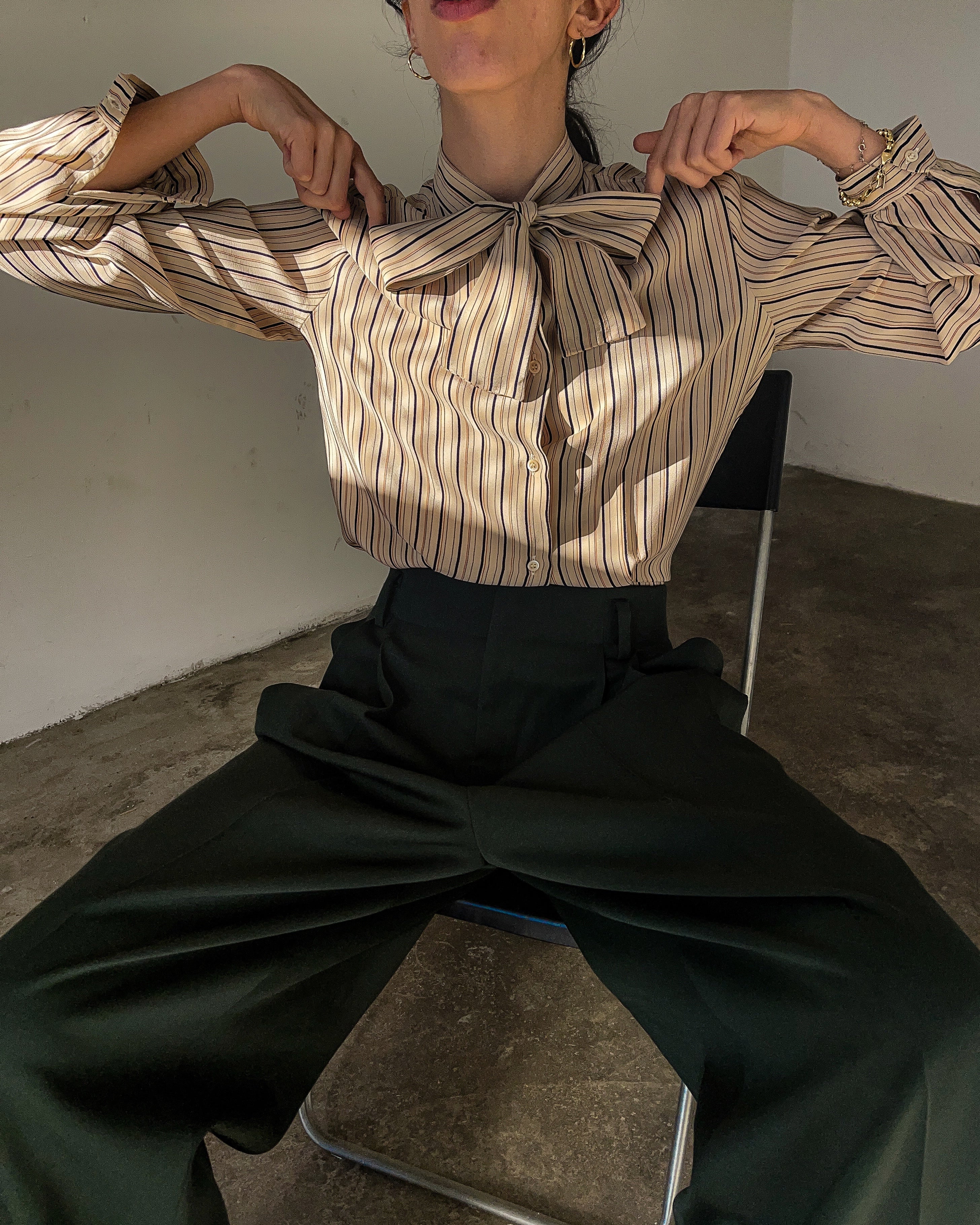 Bow silk shirt