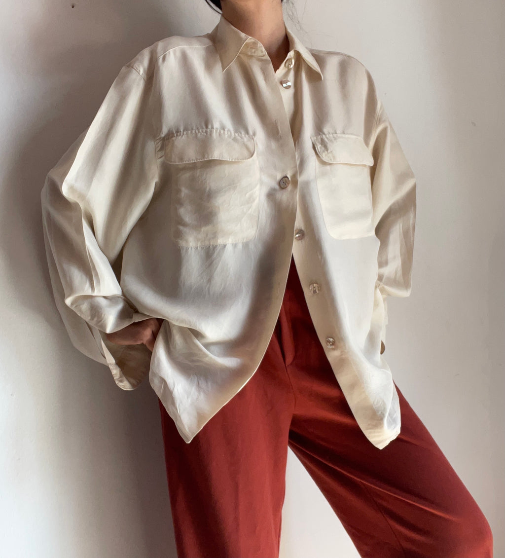 SPECIAL PRICE *% Silk button down shirt