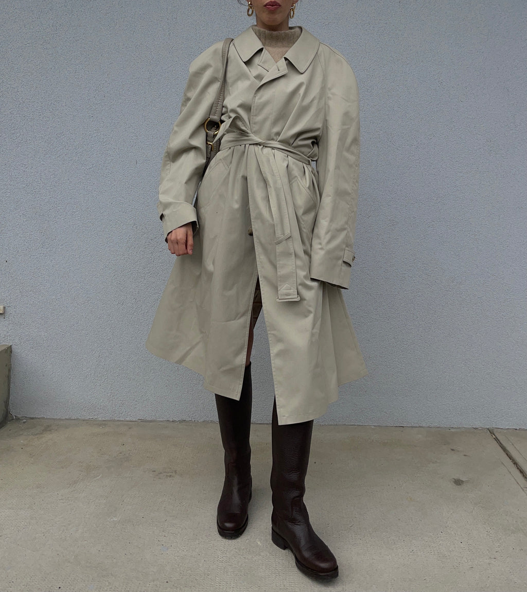 Vintage beige  trenchcoat
