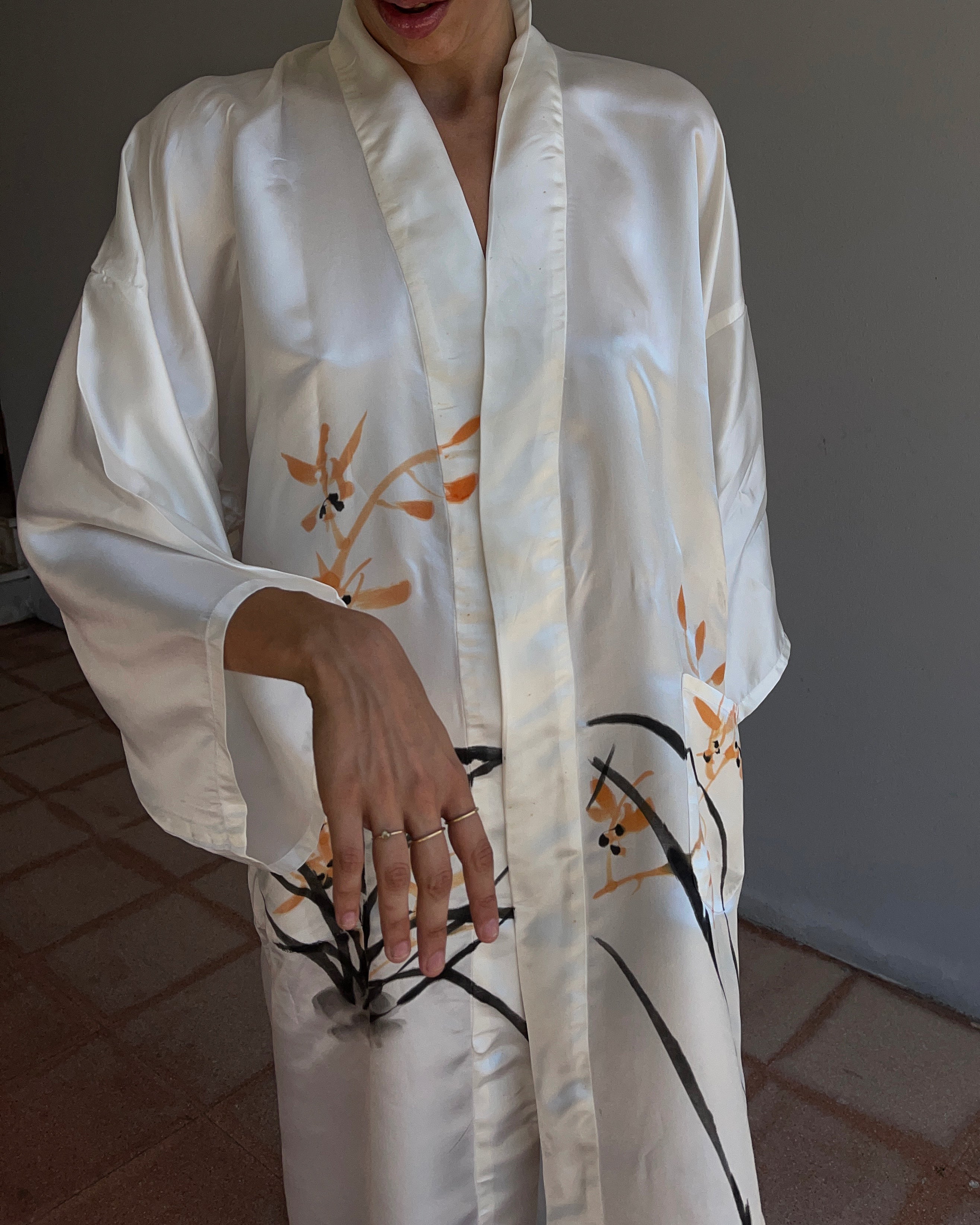 100 liquid silk kimono *
