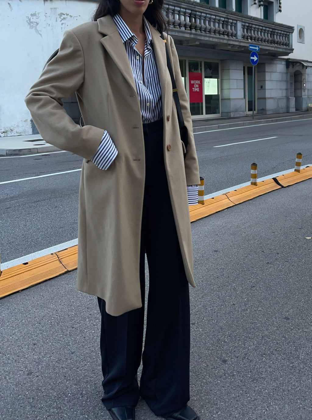 Beige wool classic coat