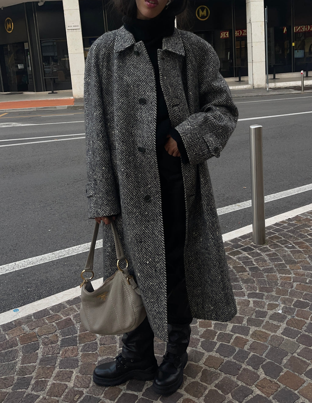 Cappotto spigato lana