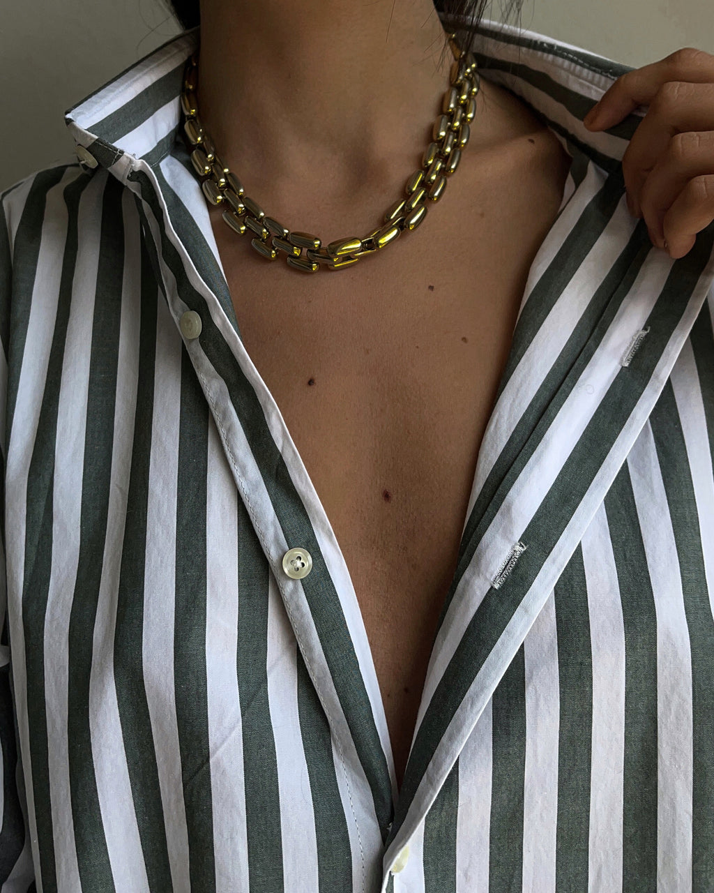 100% cotton Green white stripes shirt