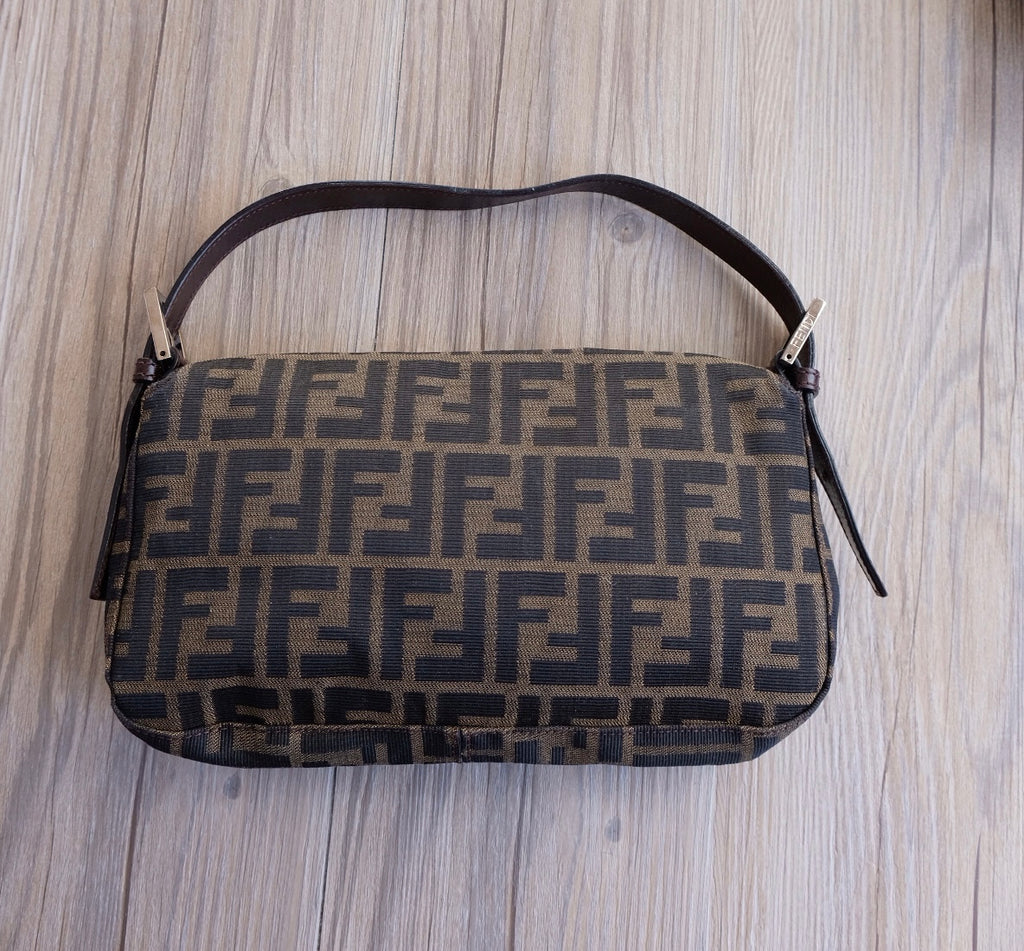Fendi baguette vintage