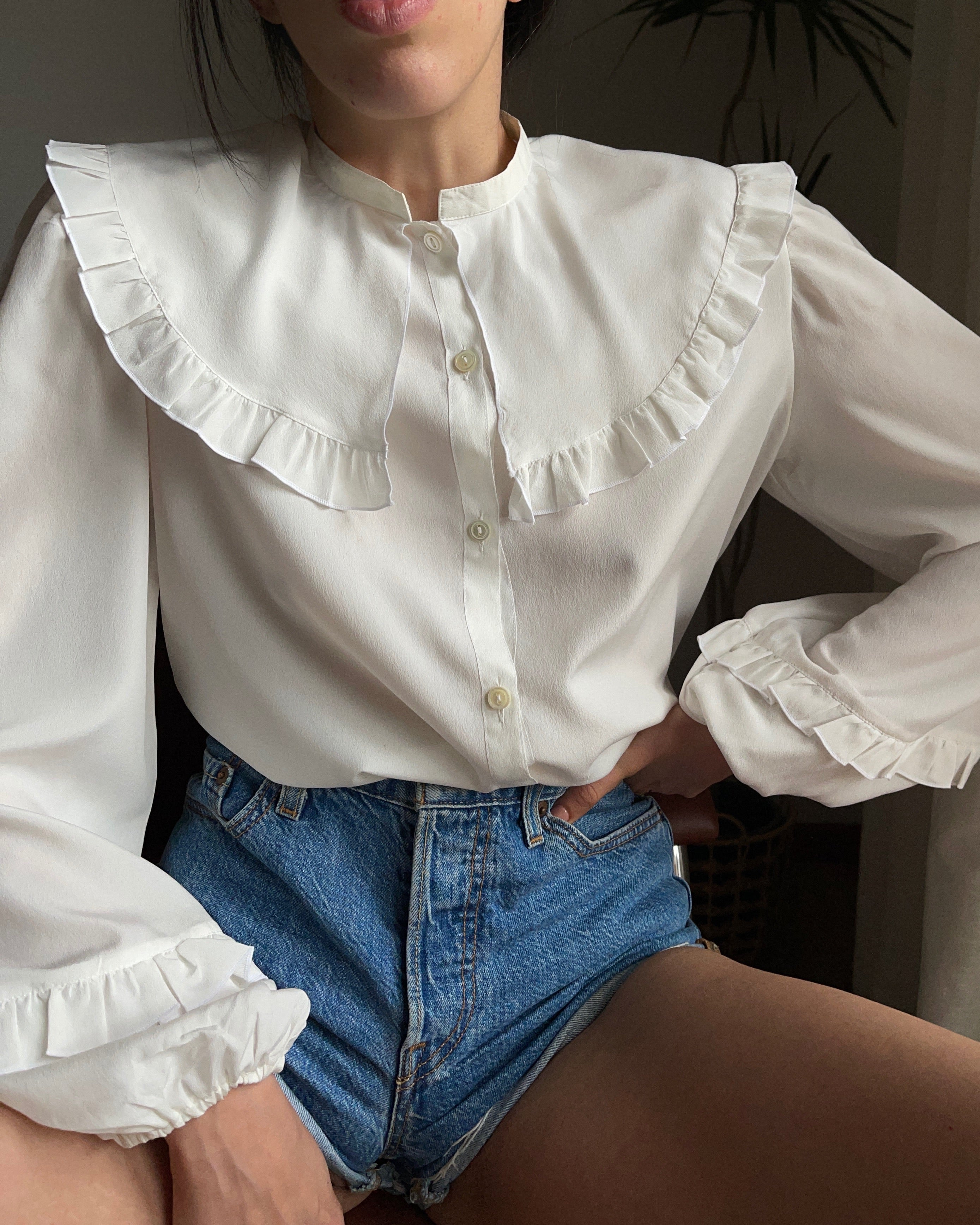 Peter Pan collar shirt