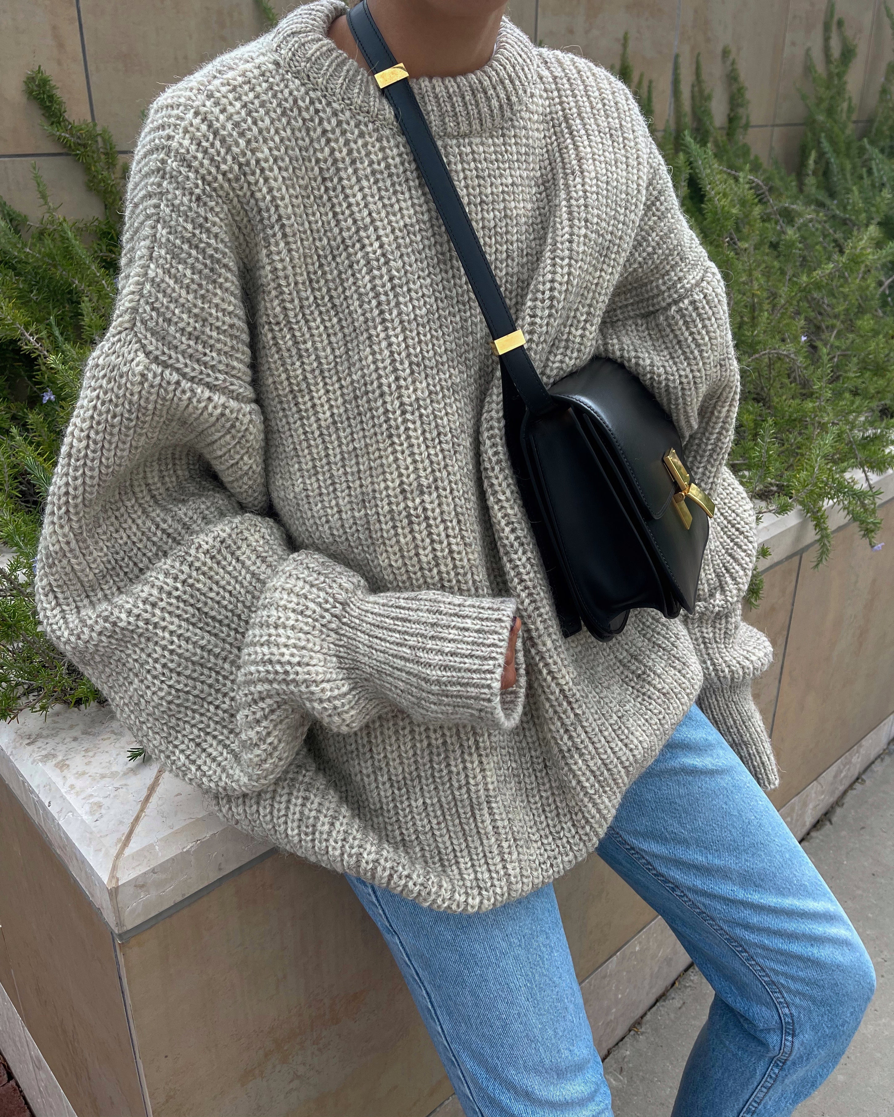 100 wool jumper