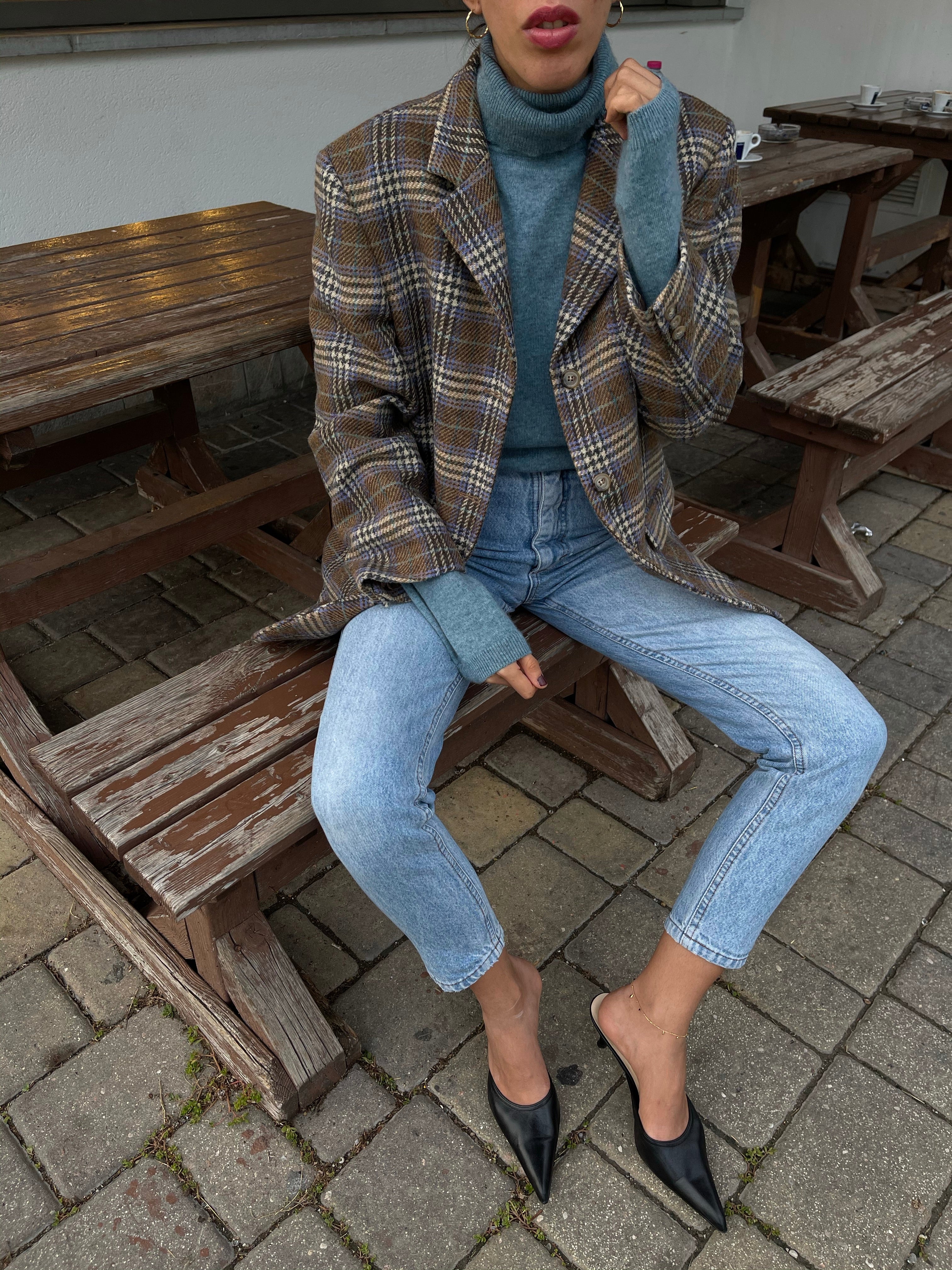 100 wool turtleneck jumper