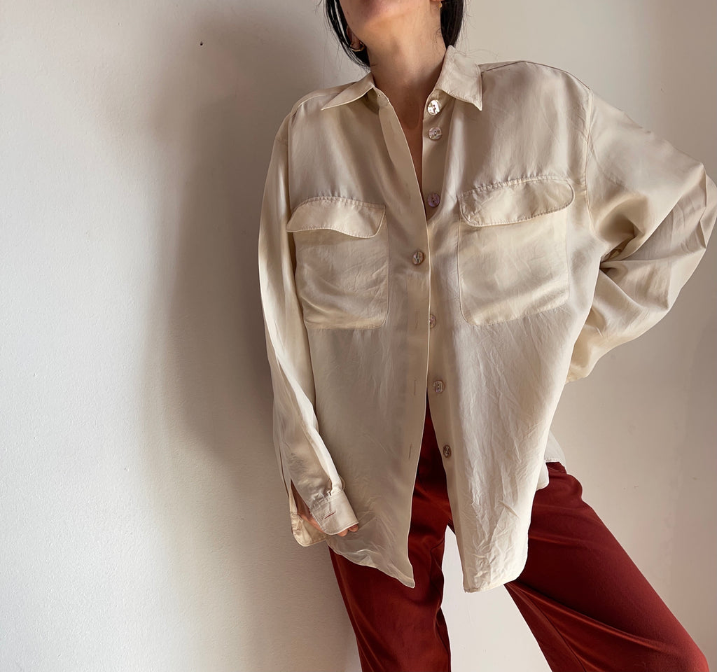 SPECIAL PRICE *% Silk button down shirt