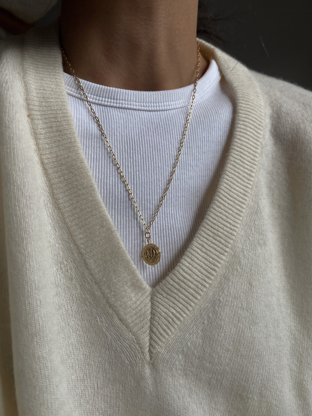 V neck wool jumper