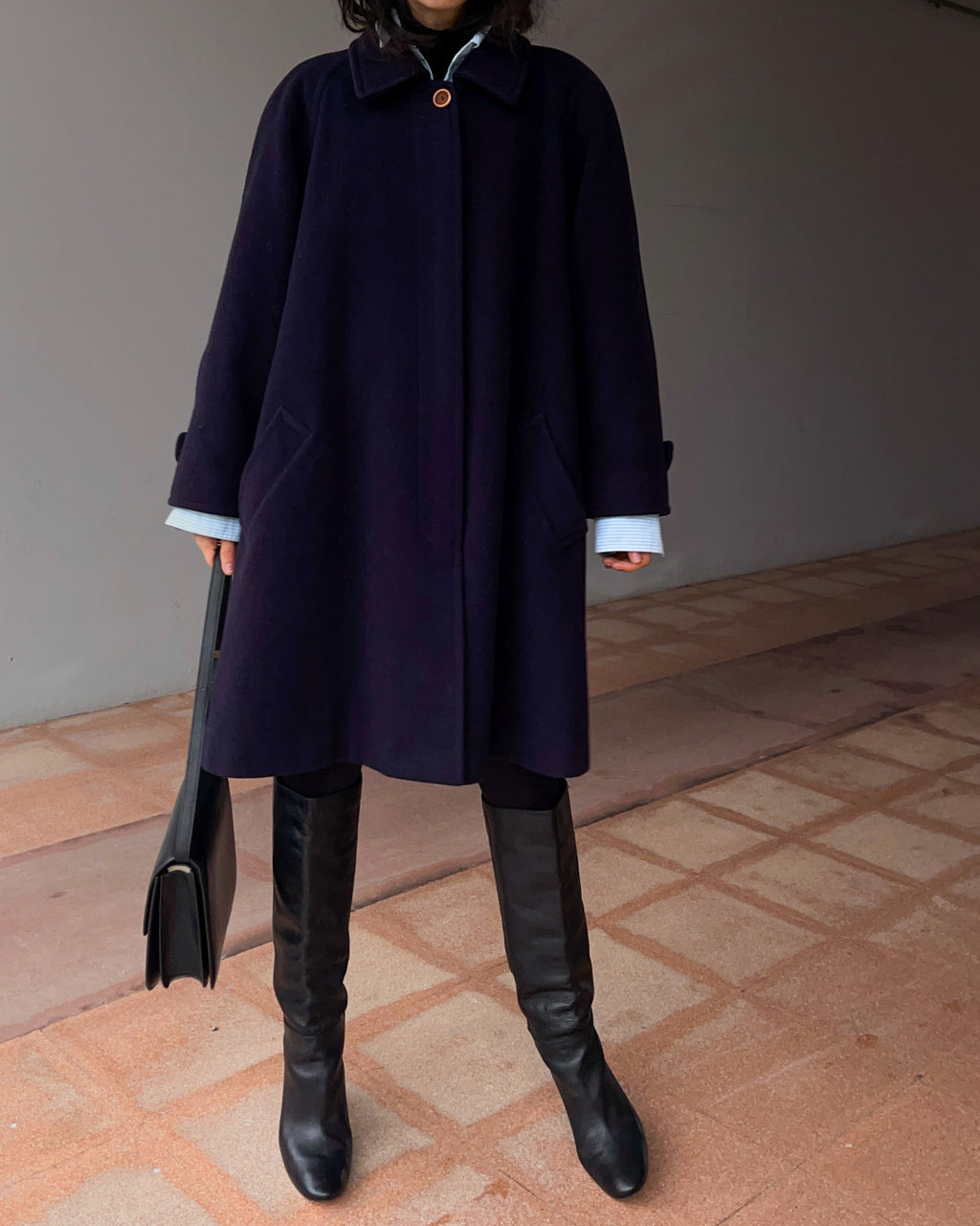 Date W old friend coat