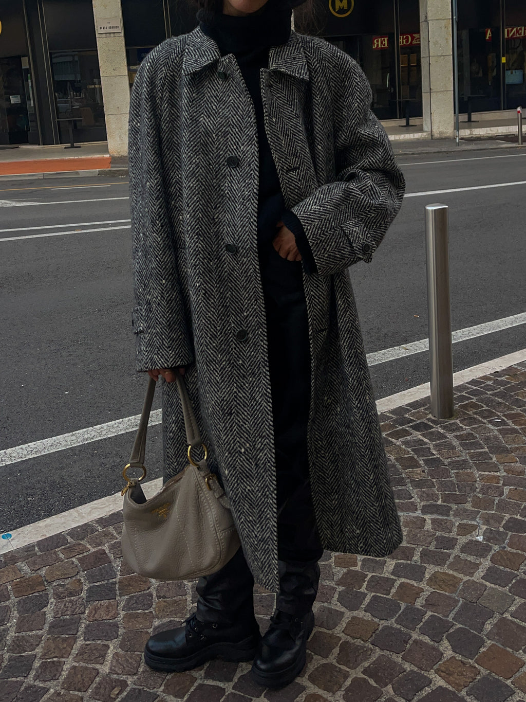 Cappotto spigato lana