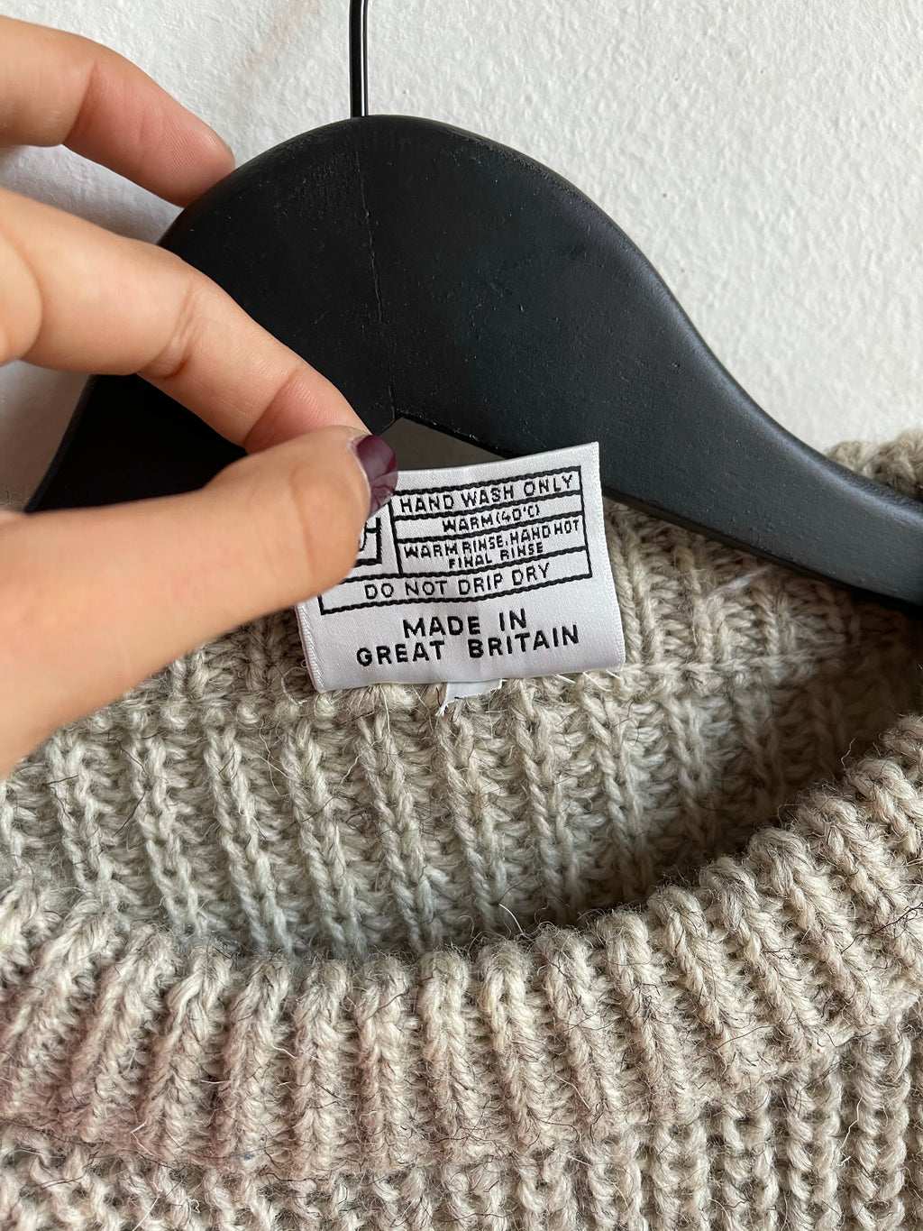 100 wool jumper