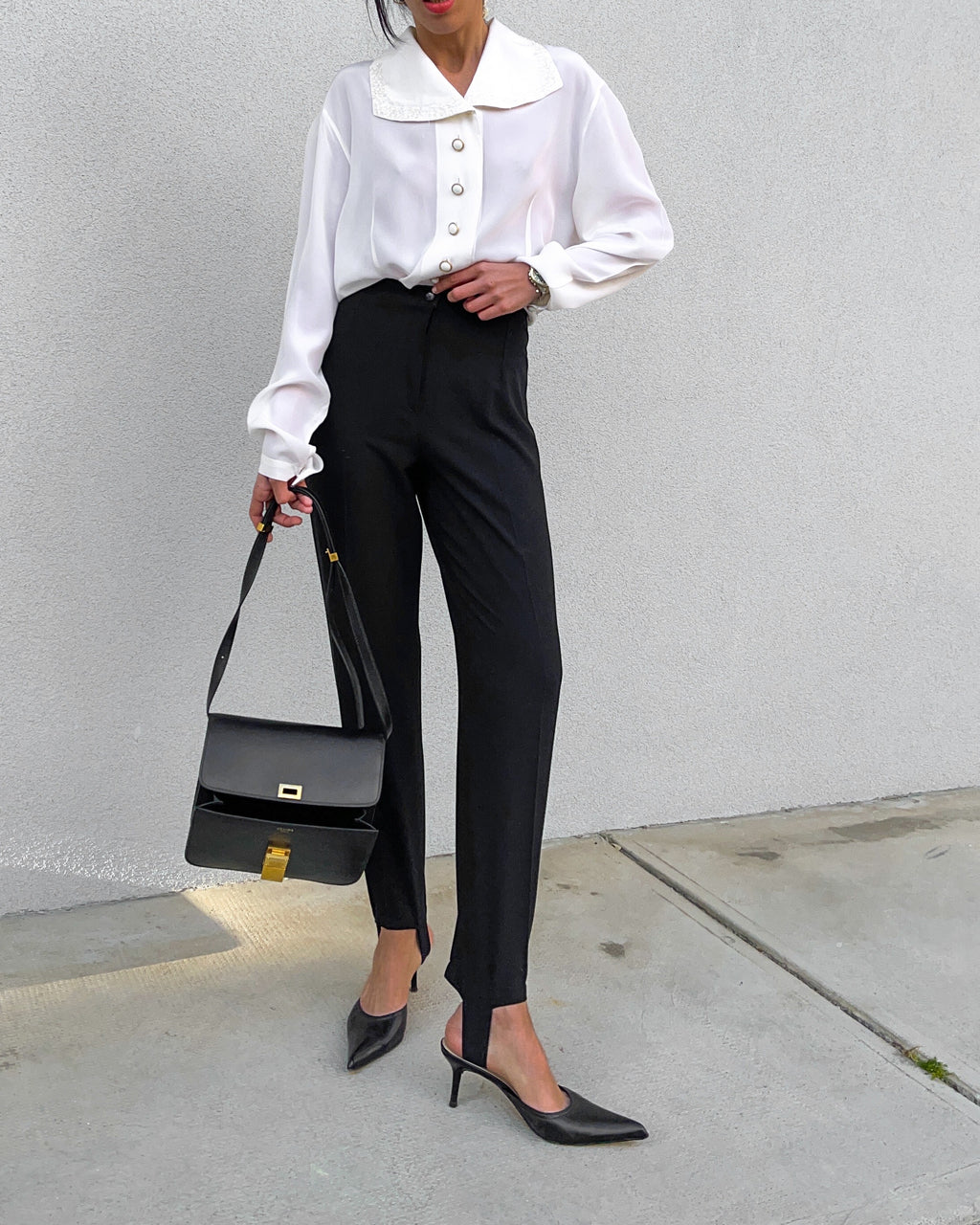 Black trousers