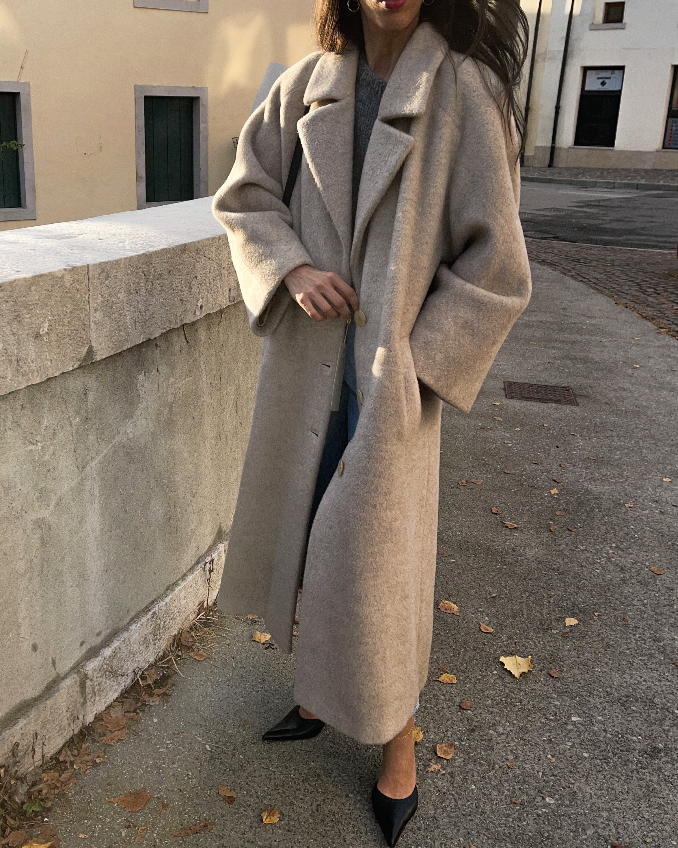 Lama coat