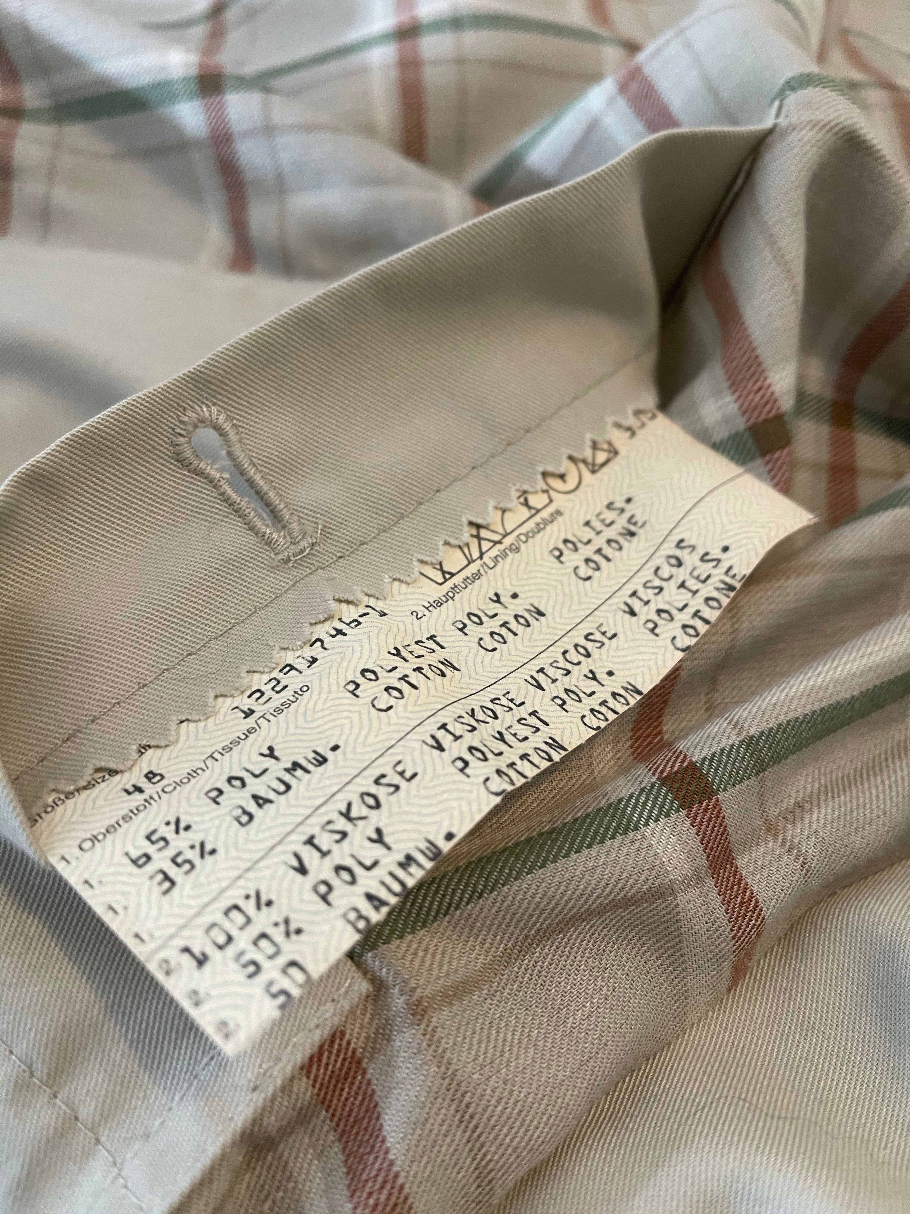 Vintage beige  trenchcoat