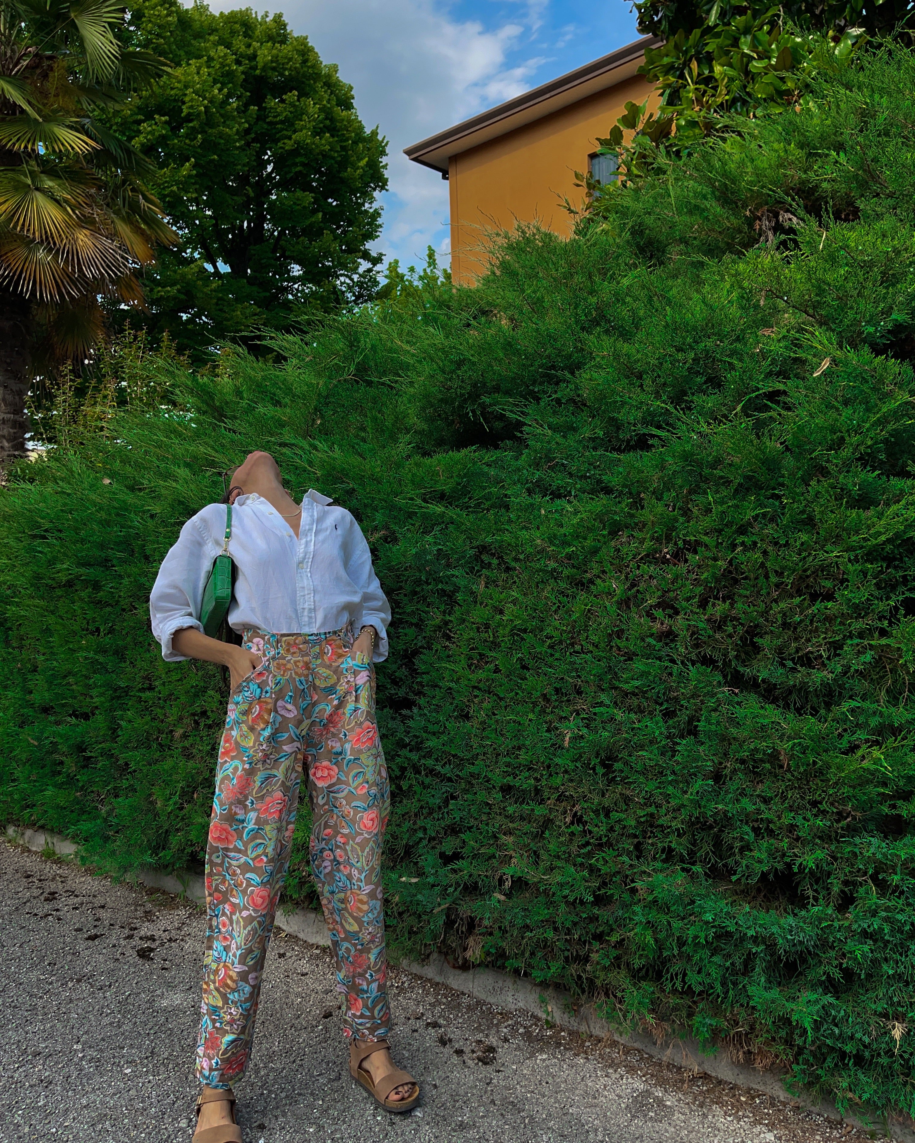 Funny but chic linen  trousers