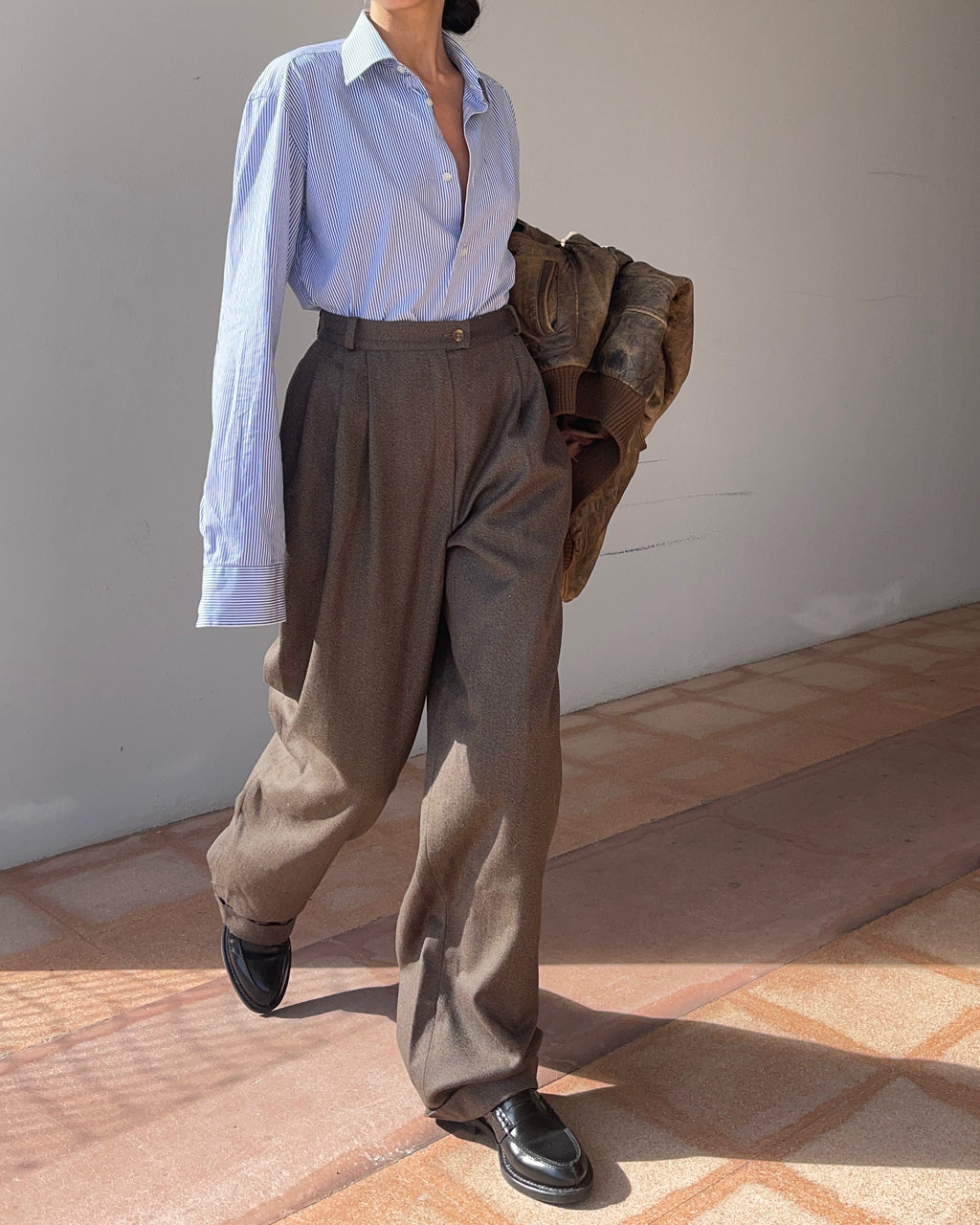 wide leg pleated trousers