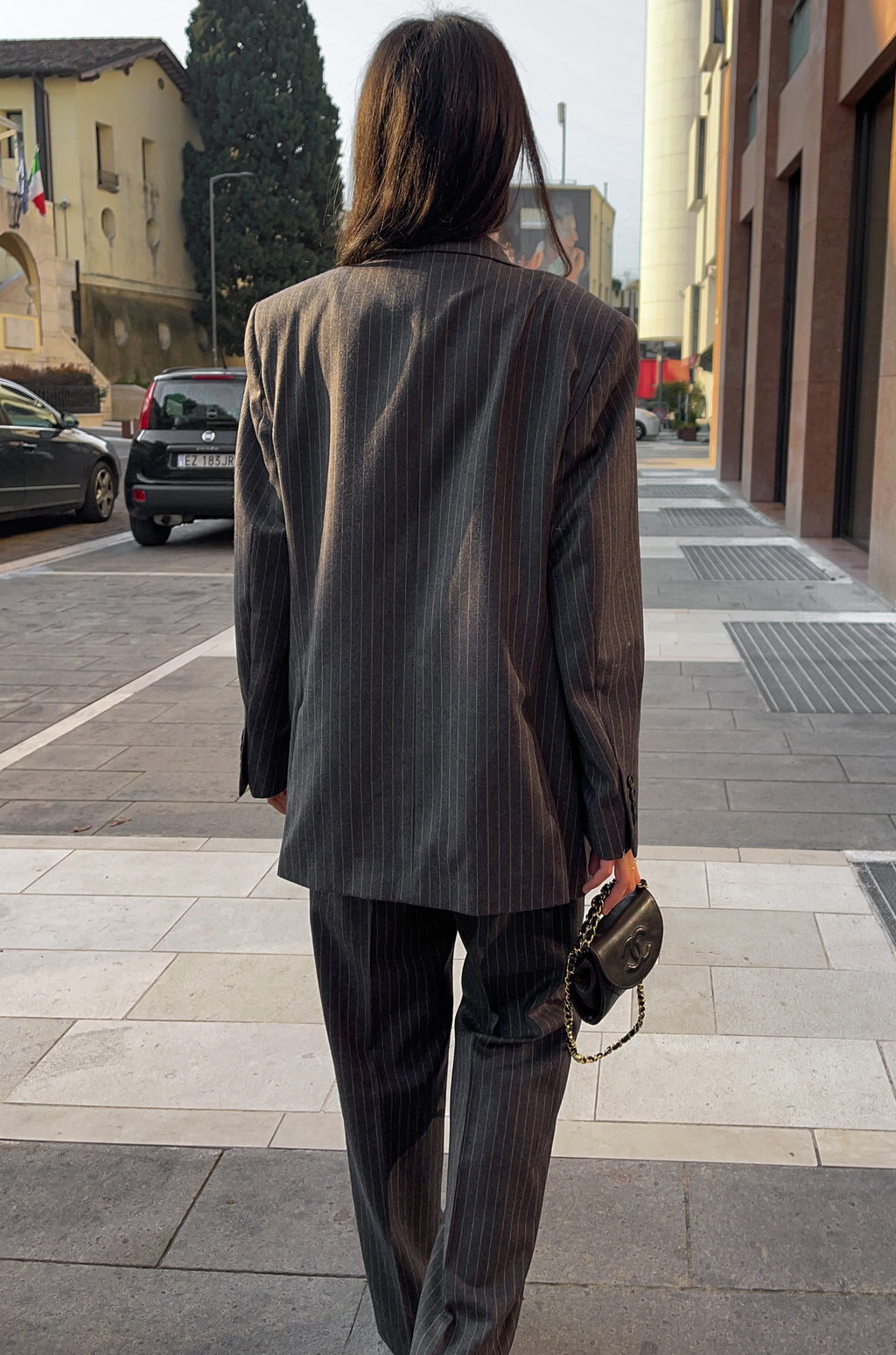 Grey gessato man suit