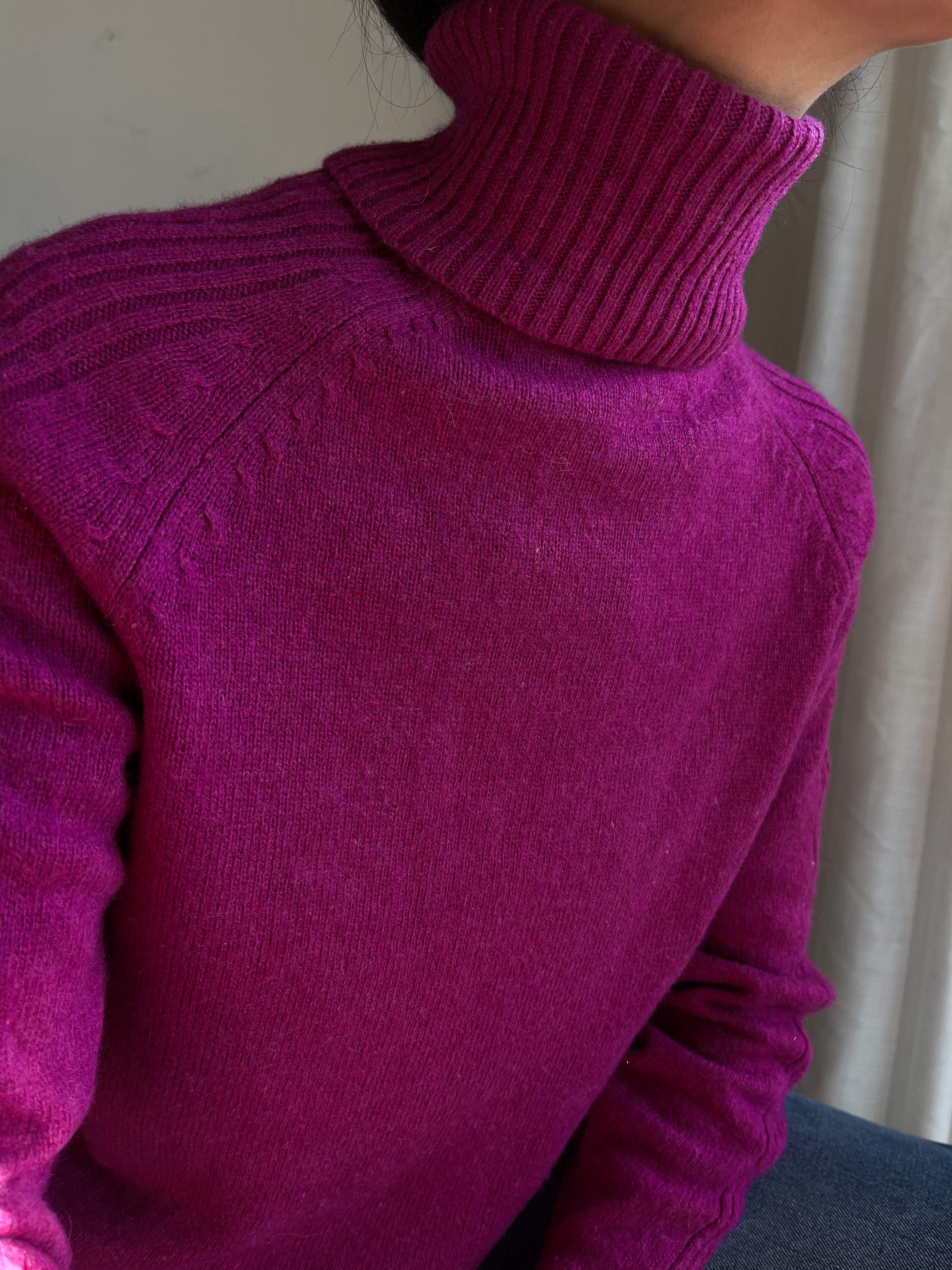 Magenta pullover