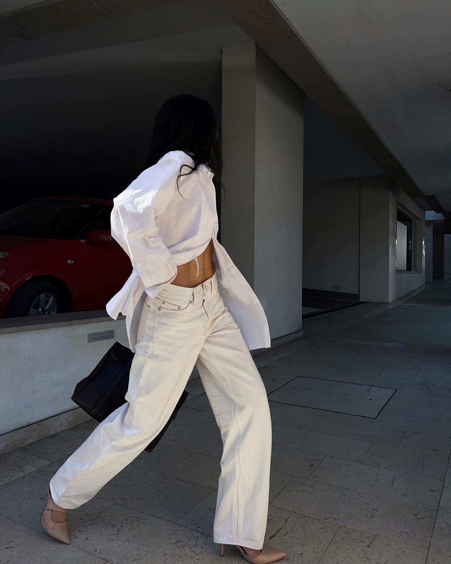 White crispy shirt