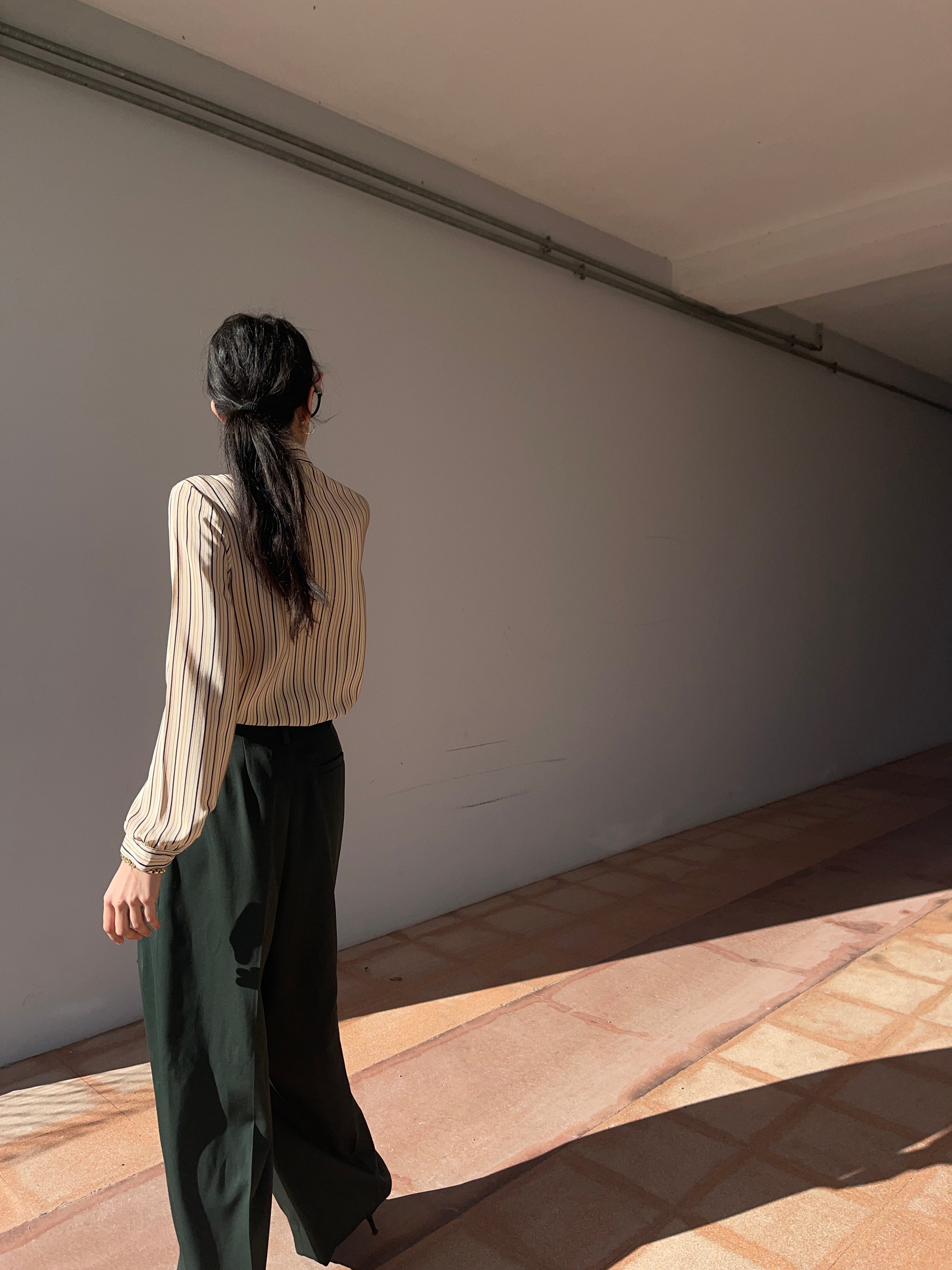 Bow silk shirt