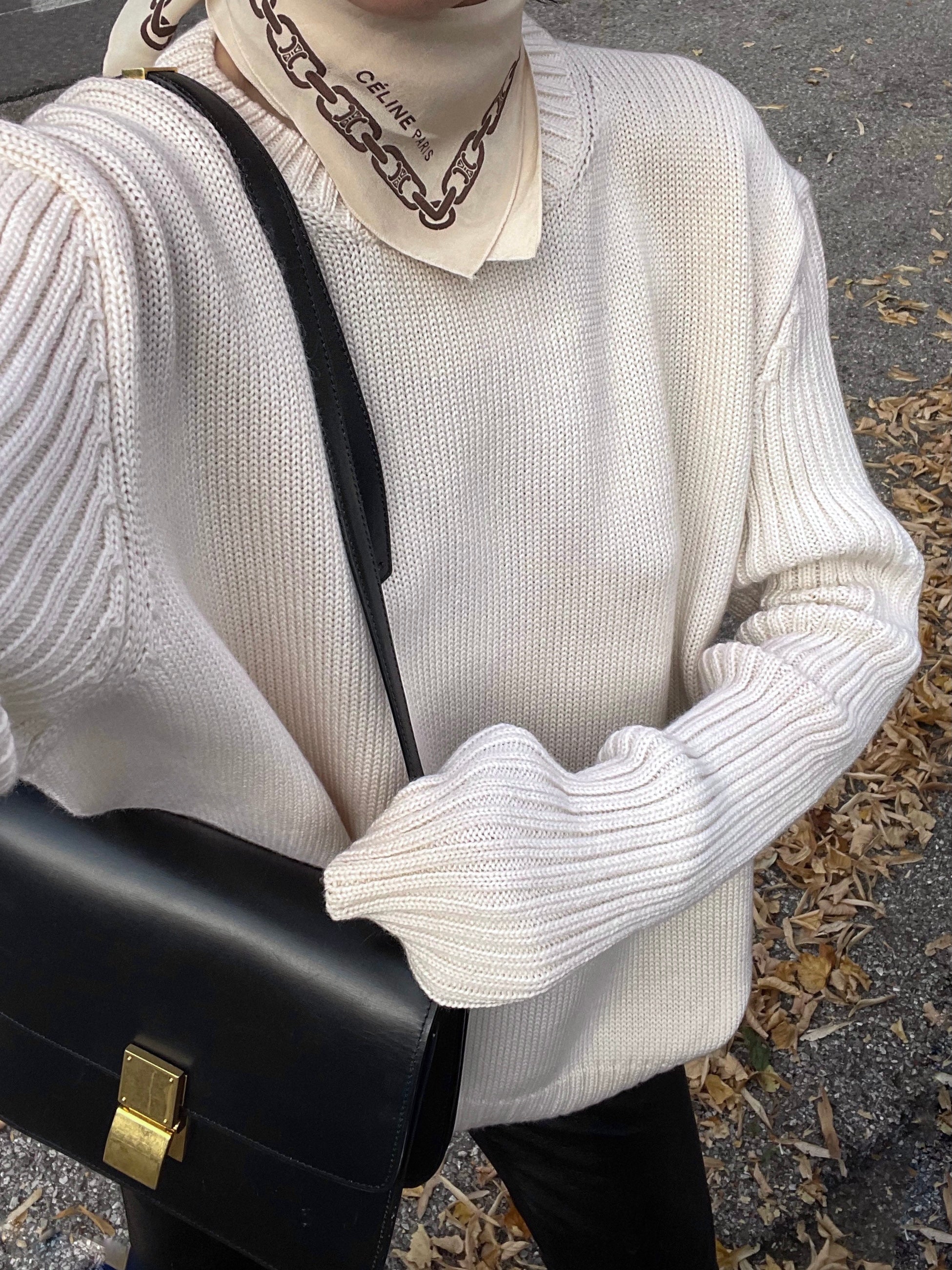 100 wool jumper