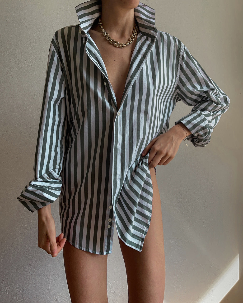 100% cotton Green white stripes shirt
