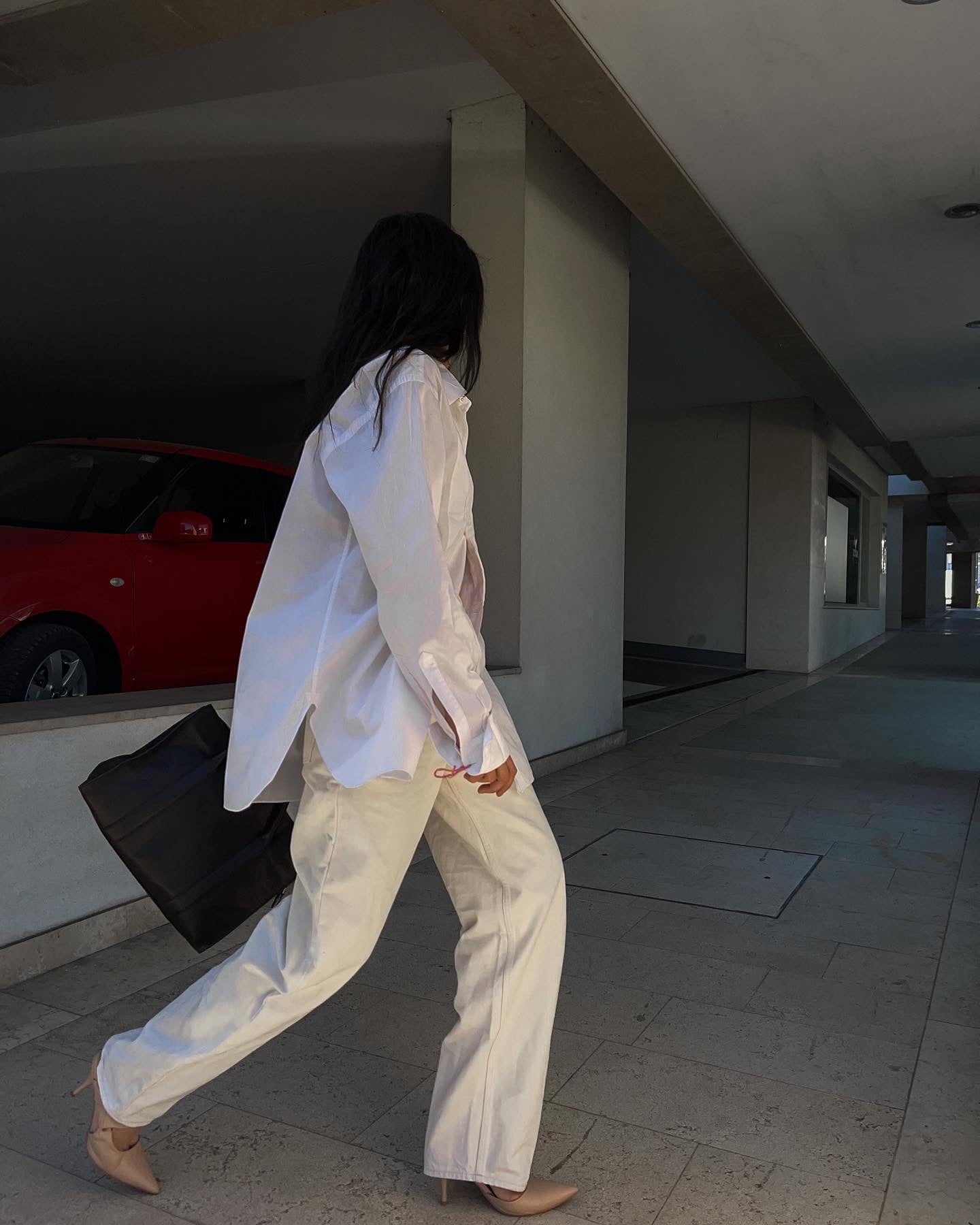 White crispy shirt